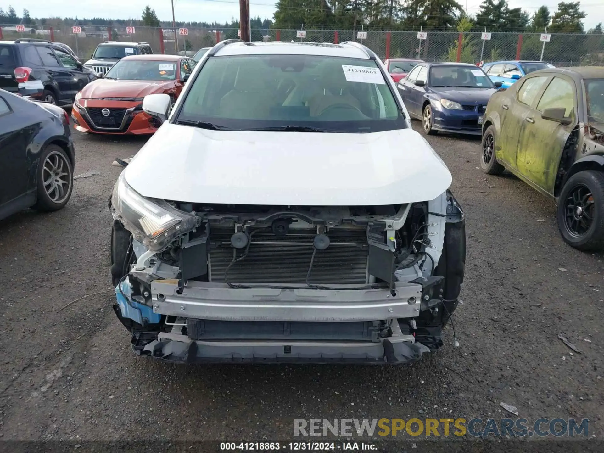 13 Photograph of a damaged car JTMB6RFV0NJ020121 TOYOTA RAV4 HYBRID 2022