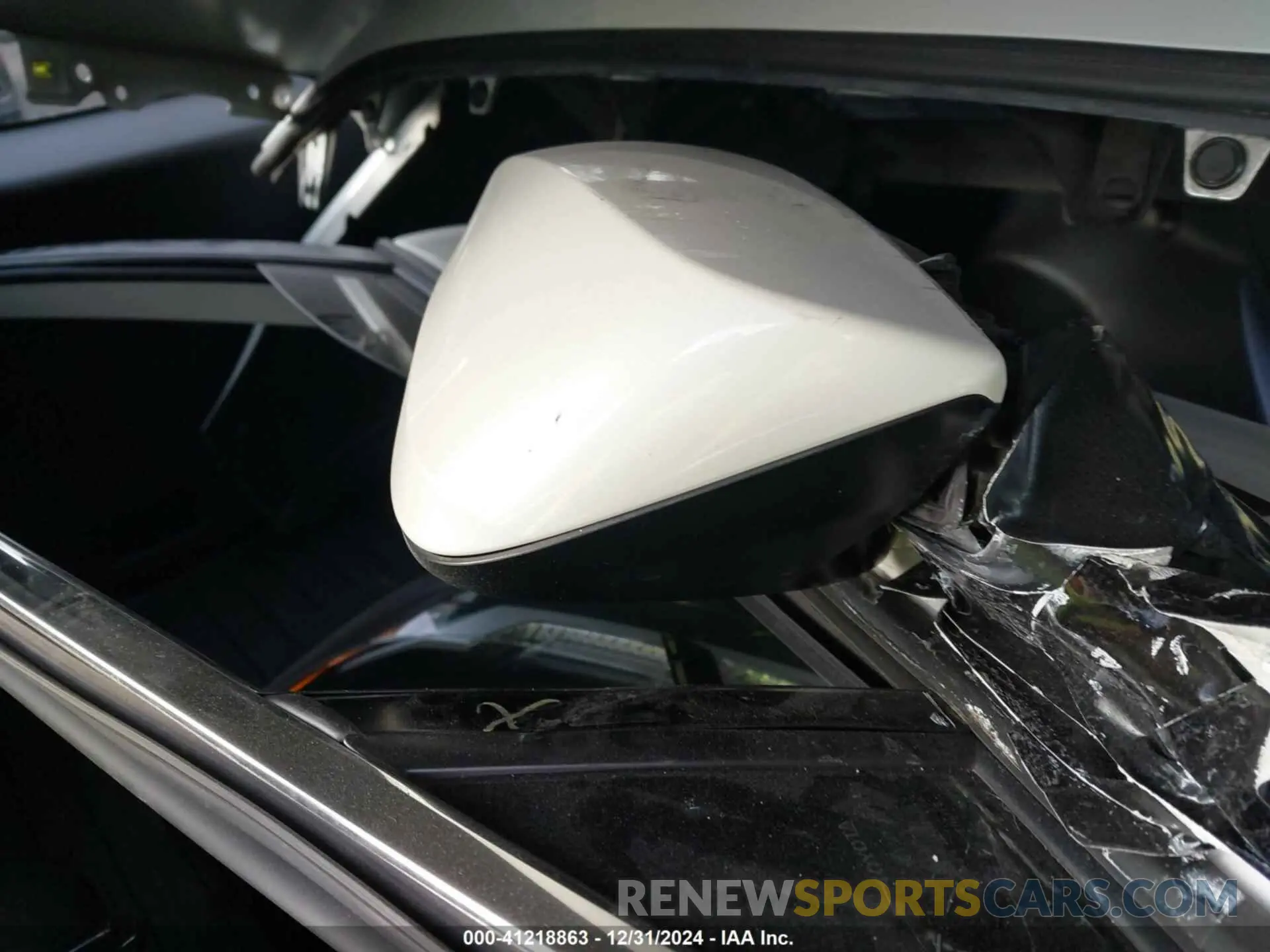 21 Photograph of a damaged car JTMB6RFV0NJ020121 TOYOTA RAV4 HYBRID 2022