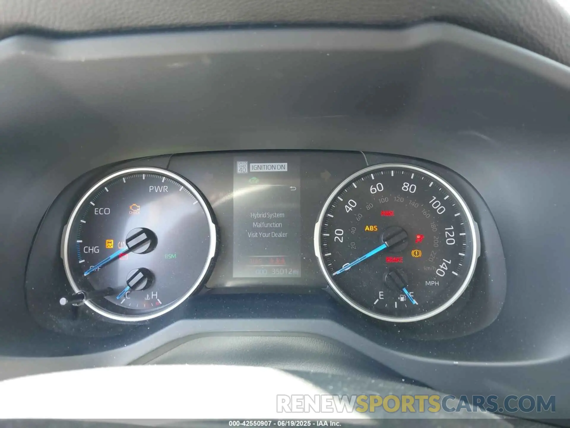 7 Photograph of a damaged car JTMB6RFV1ND063963 TOYOTA RAV4 HYBRID 2022