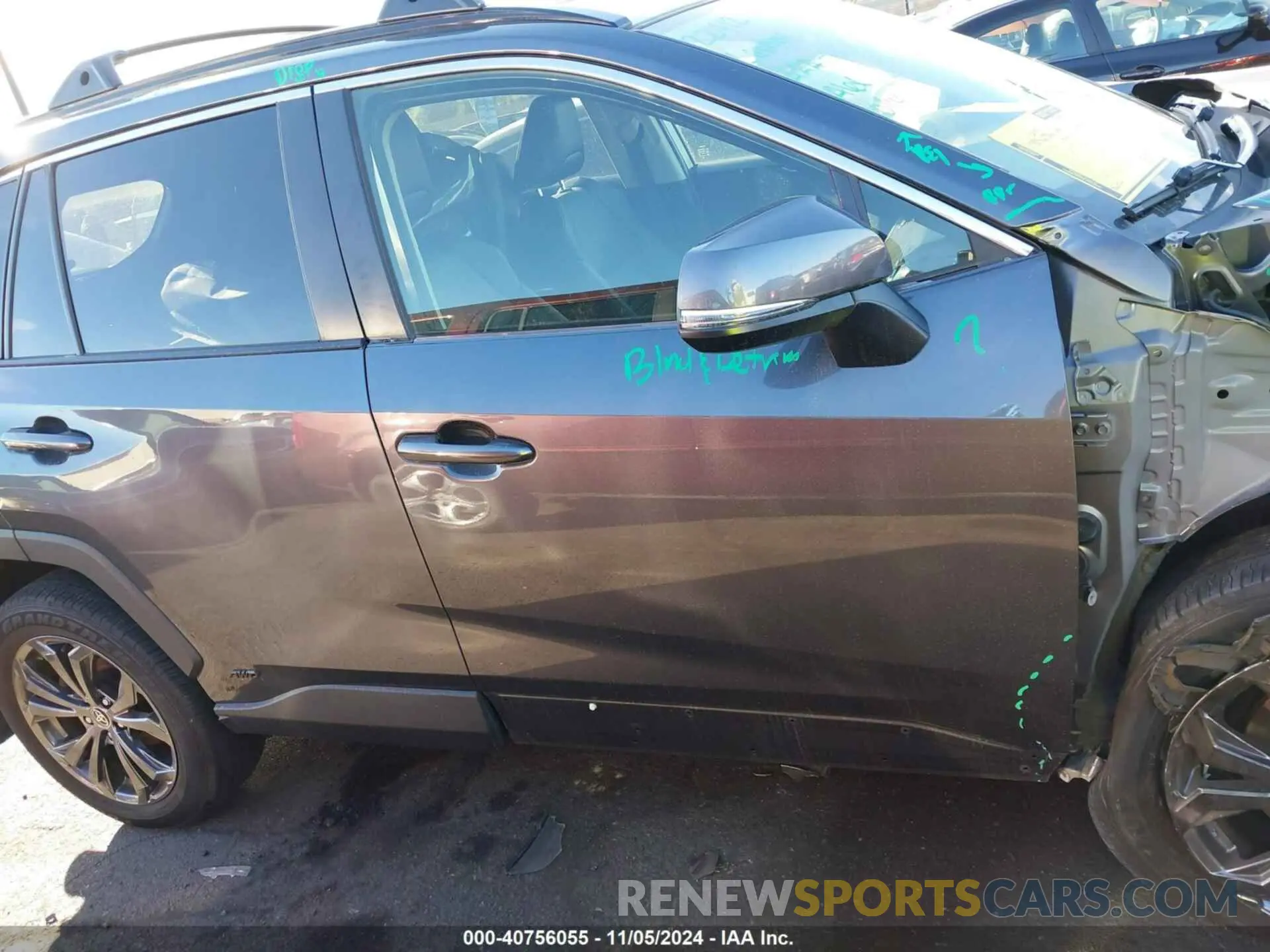 14 Photograph of a damaged car JTMB6RFV1ND073764 TOYOTA RAV4 HYBRID 2022