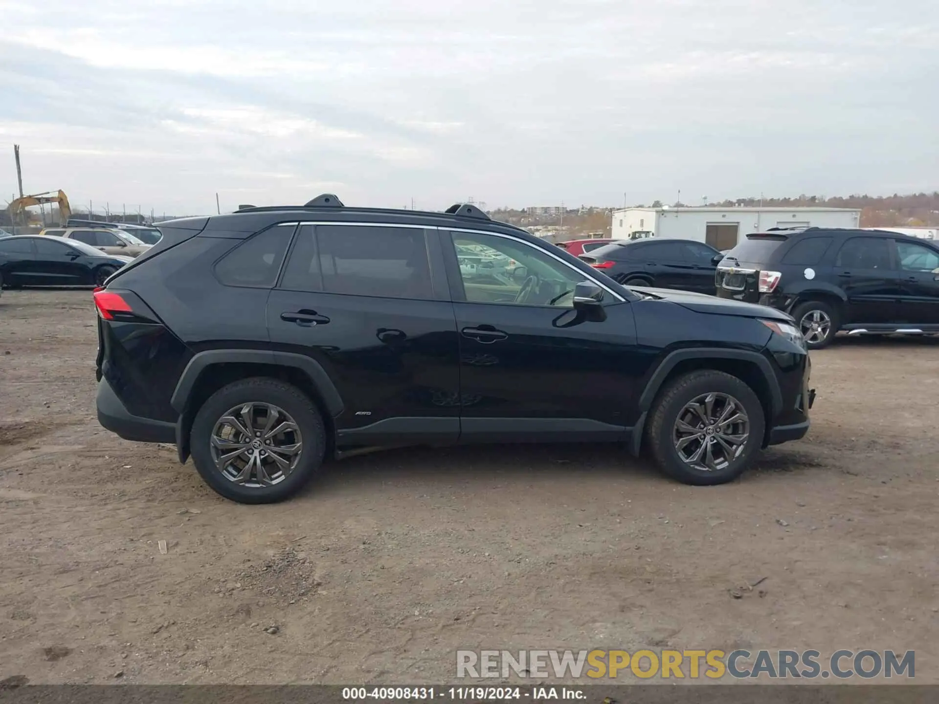 13 Photograph of a damaged car JTMB6RFV3ND050728 TOYOTA RAV4 HYBRID 2022