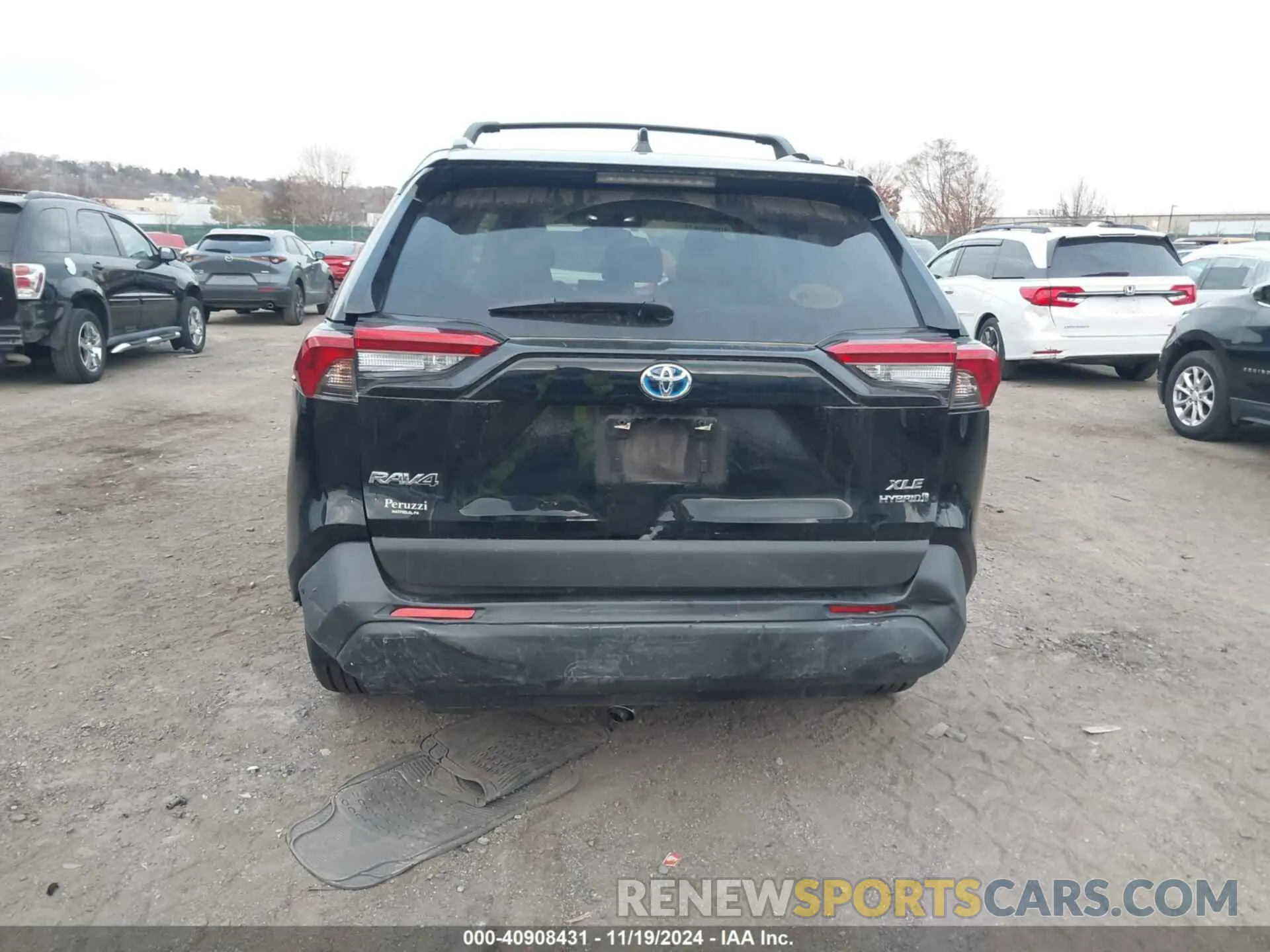 6 Photograph of a damaged car JTMB6RFV3ND050728 TOYOTA RAV4 HYBRID 2022