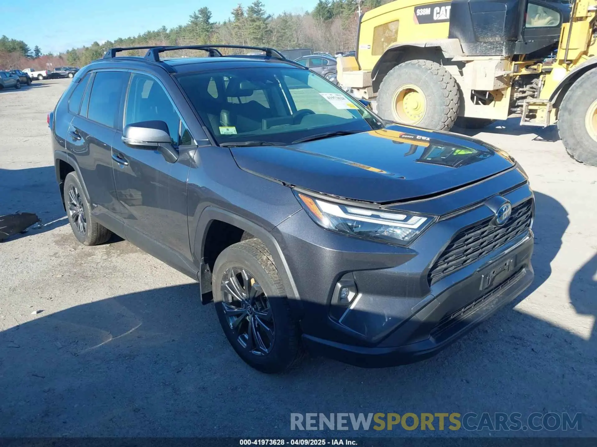 1 Photograph of a damaged car JTMB6RFV5ND065733 TOYOTA RAV4 HYBRID 2022