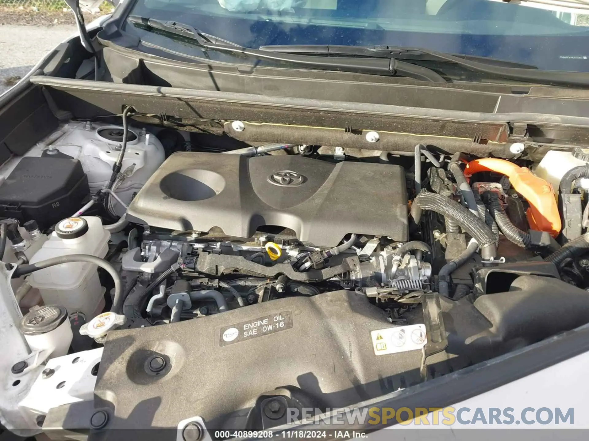10 Photograph of a damaged car JTMB6RFV7ND533283 TOYOTA RAV4 HYBRID 2022