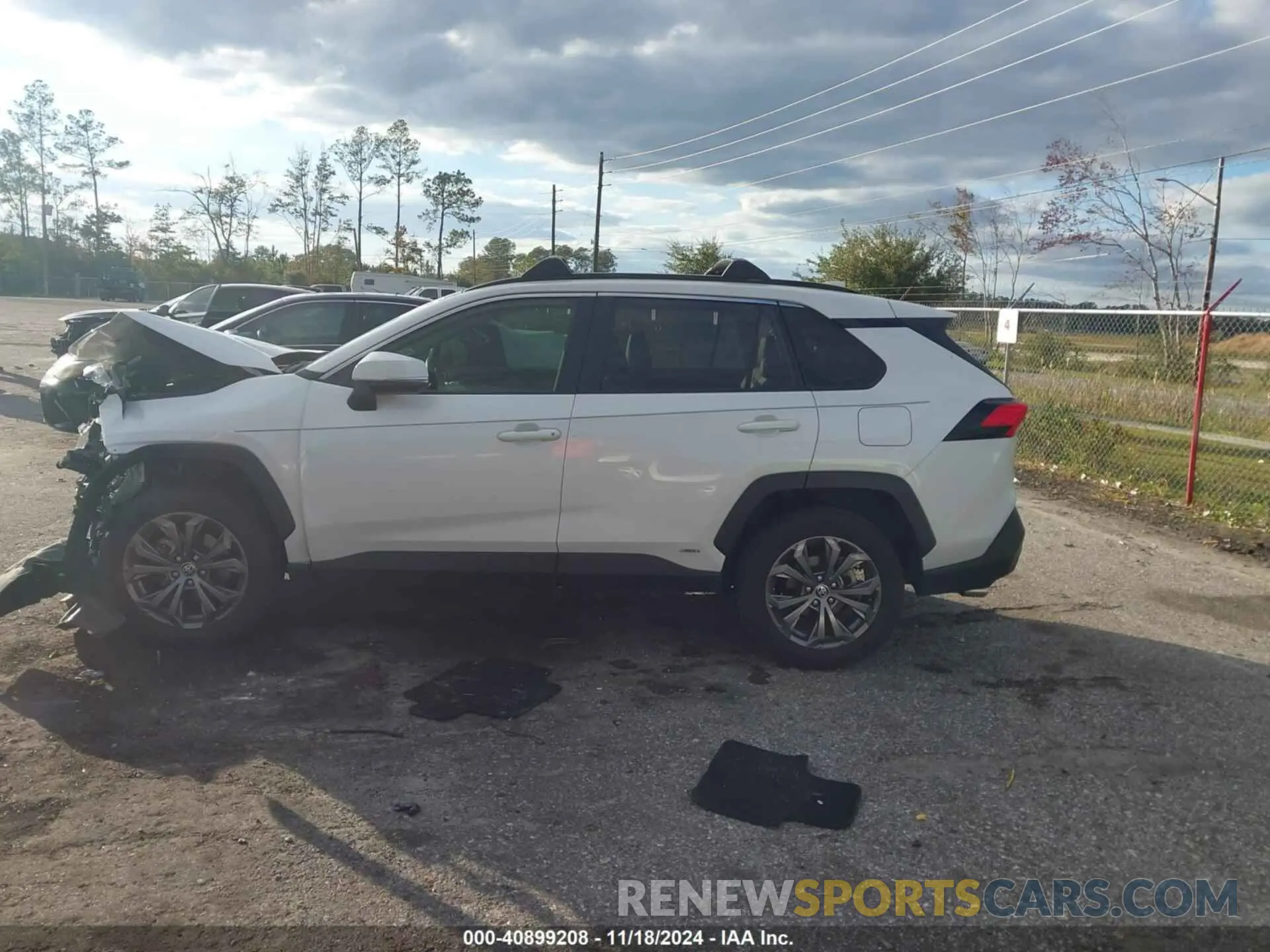13 Photograph of a damaged car JTMB6RFV7ND533283 TOYOTA RAV4 HYBRID 2022