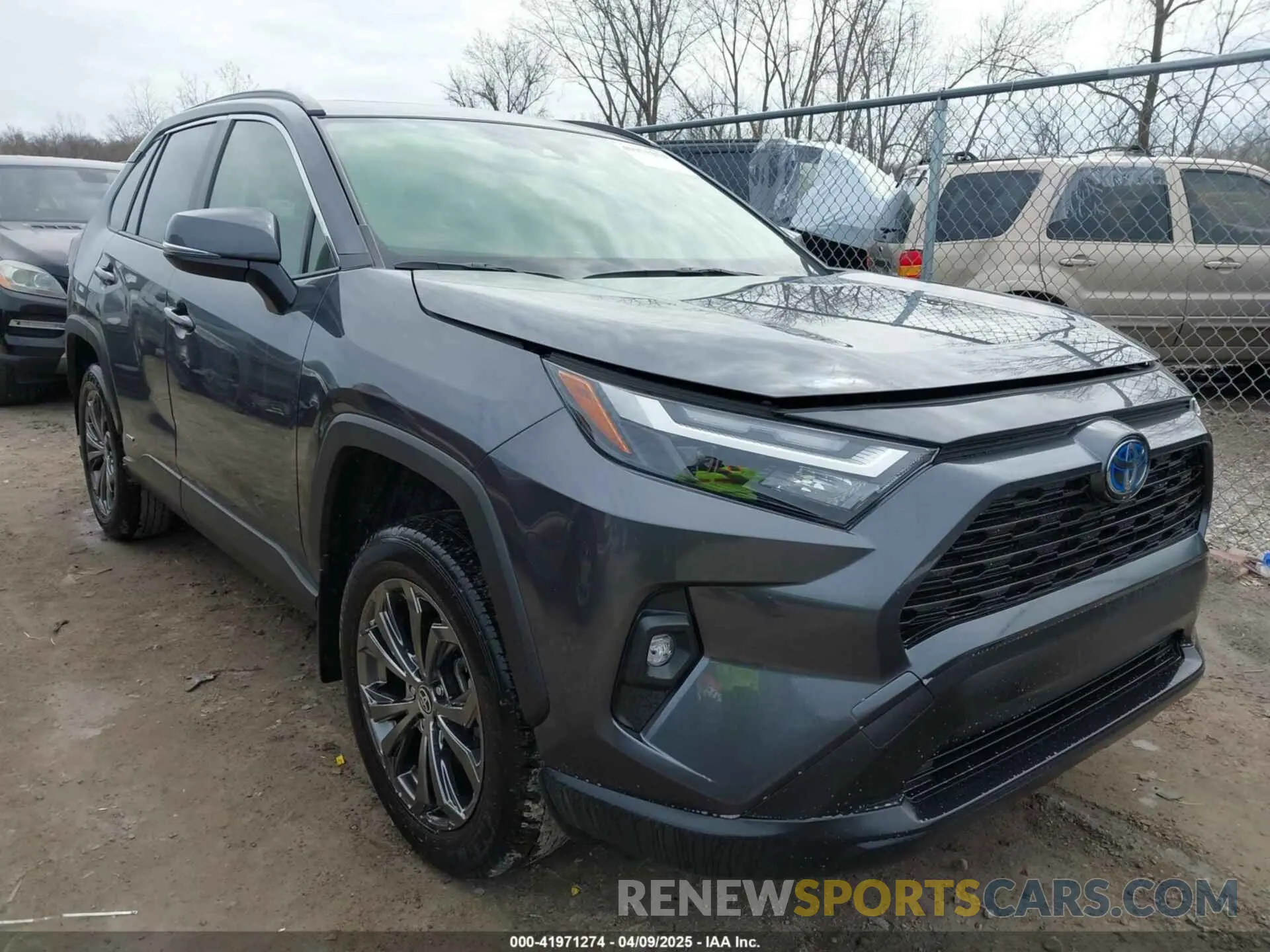 1 Photograph of a damaged car JTMB6RFV9ND065377 TOYOTA RAV4 HYBRID 2022