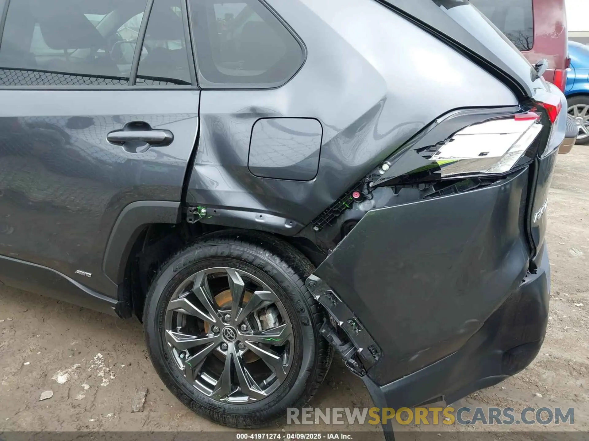 6 Photograph of a damaged car JTMB6RFV9ND065377 TOYOTA RAV4 HYBRID 2022