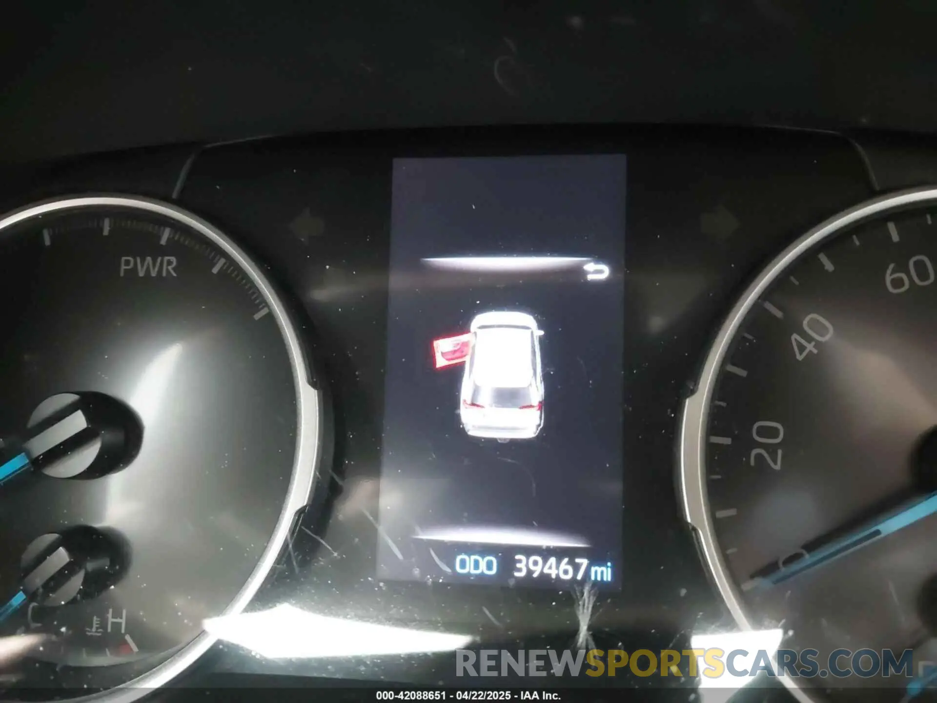 14 Photograph of a damaged car JTMB6RFV9ND078419 TOYOTA RAV4 HYBRID 2022