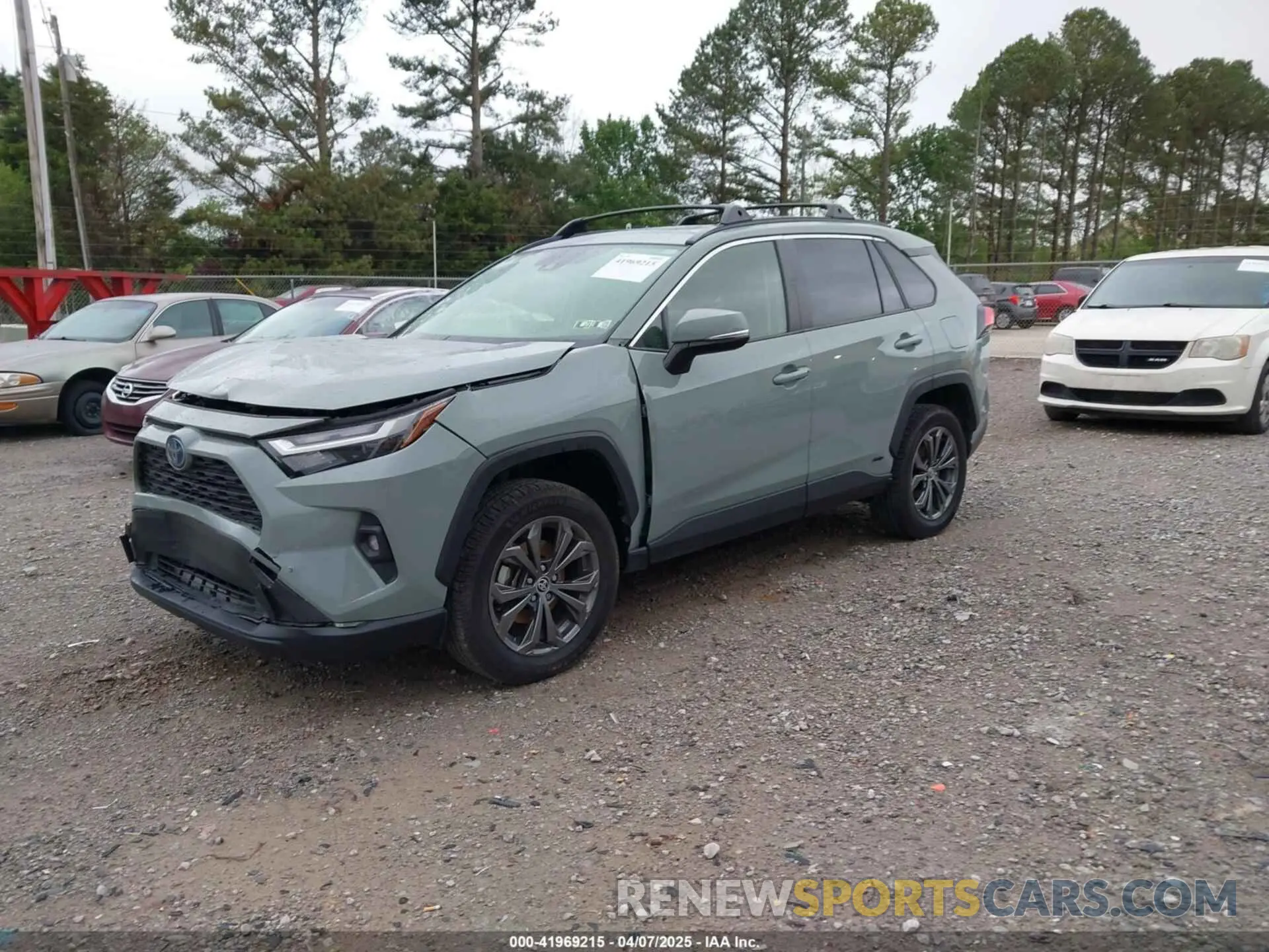 2 Photograph of a damaged car JTMB6RFVXND052153 TOYOTA RAV4 HYBRID 2022