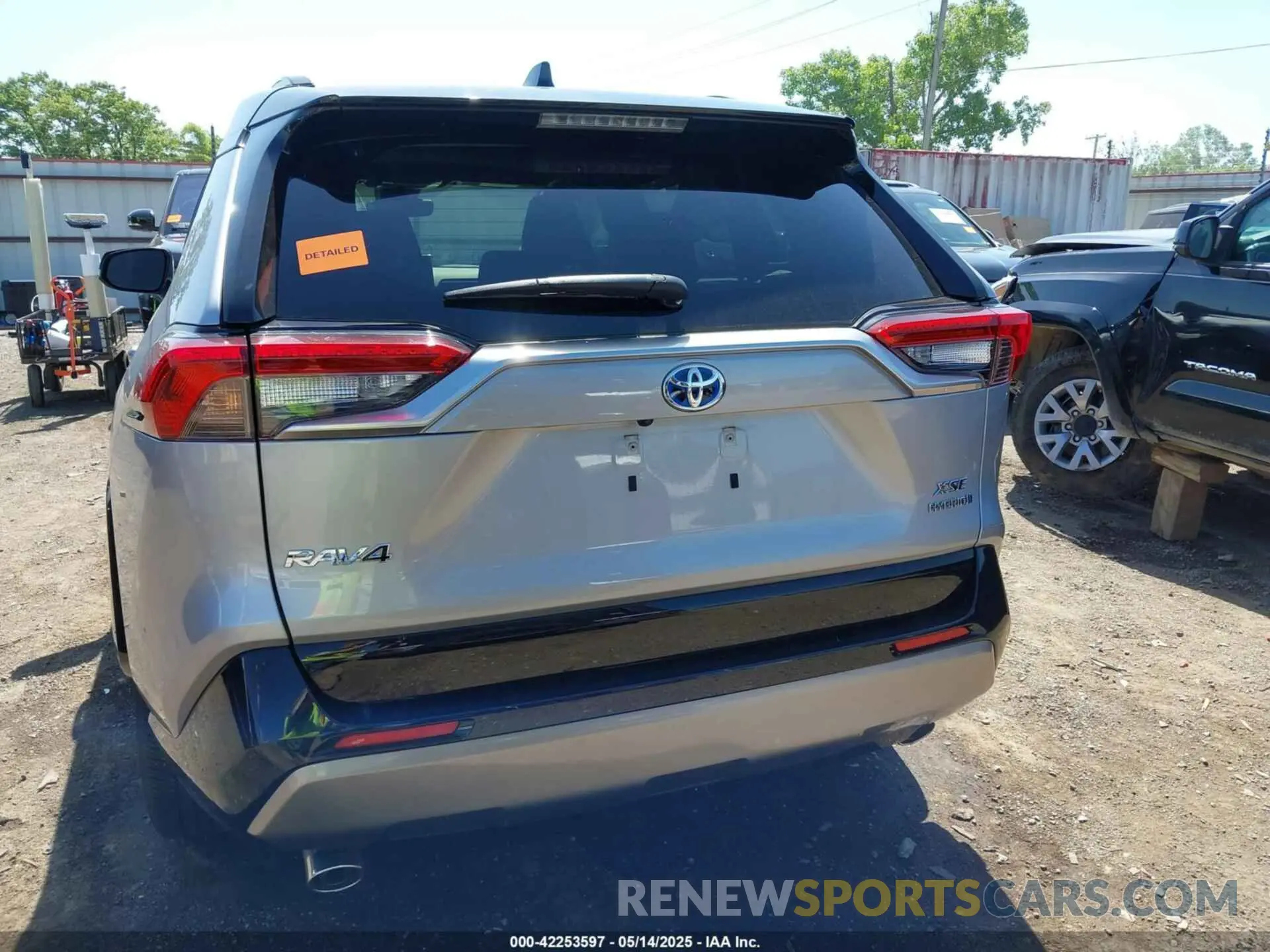 16 Photograph of a damaged car JTME6RFV1ND520168 TOYOTA RAV4 HYBRID 2022