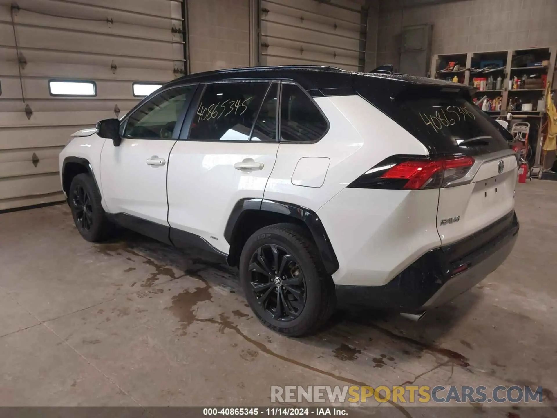 3 Photograph of a damaged car JTME6RFV5ND522277 TOYOTA RAV4 HYBRID 2022