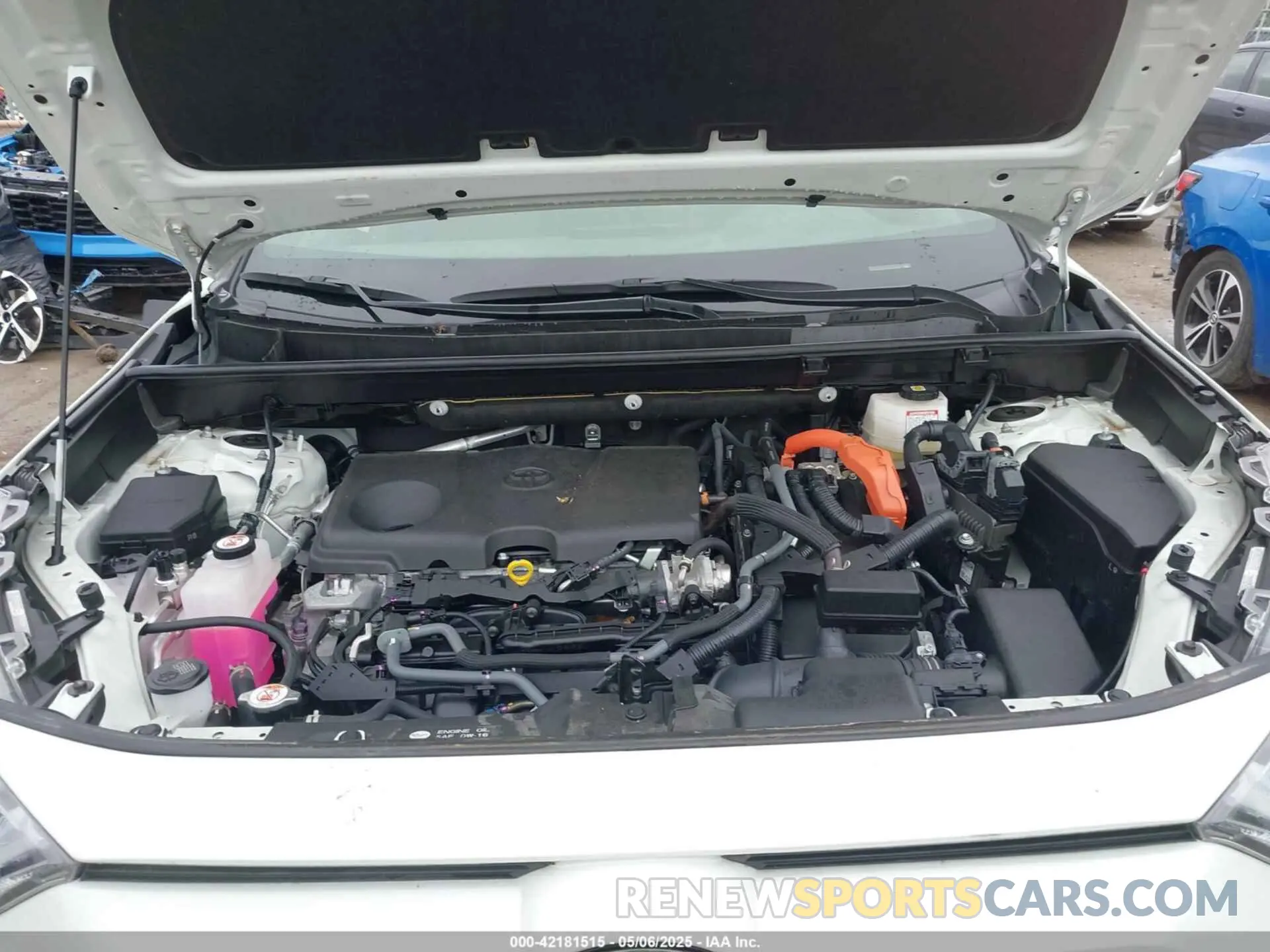 10 Photograph of a damaged car JTME6RFV8ND535461 TOYOTA RAV4 HYBRID 2022