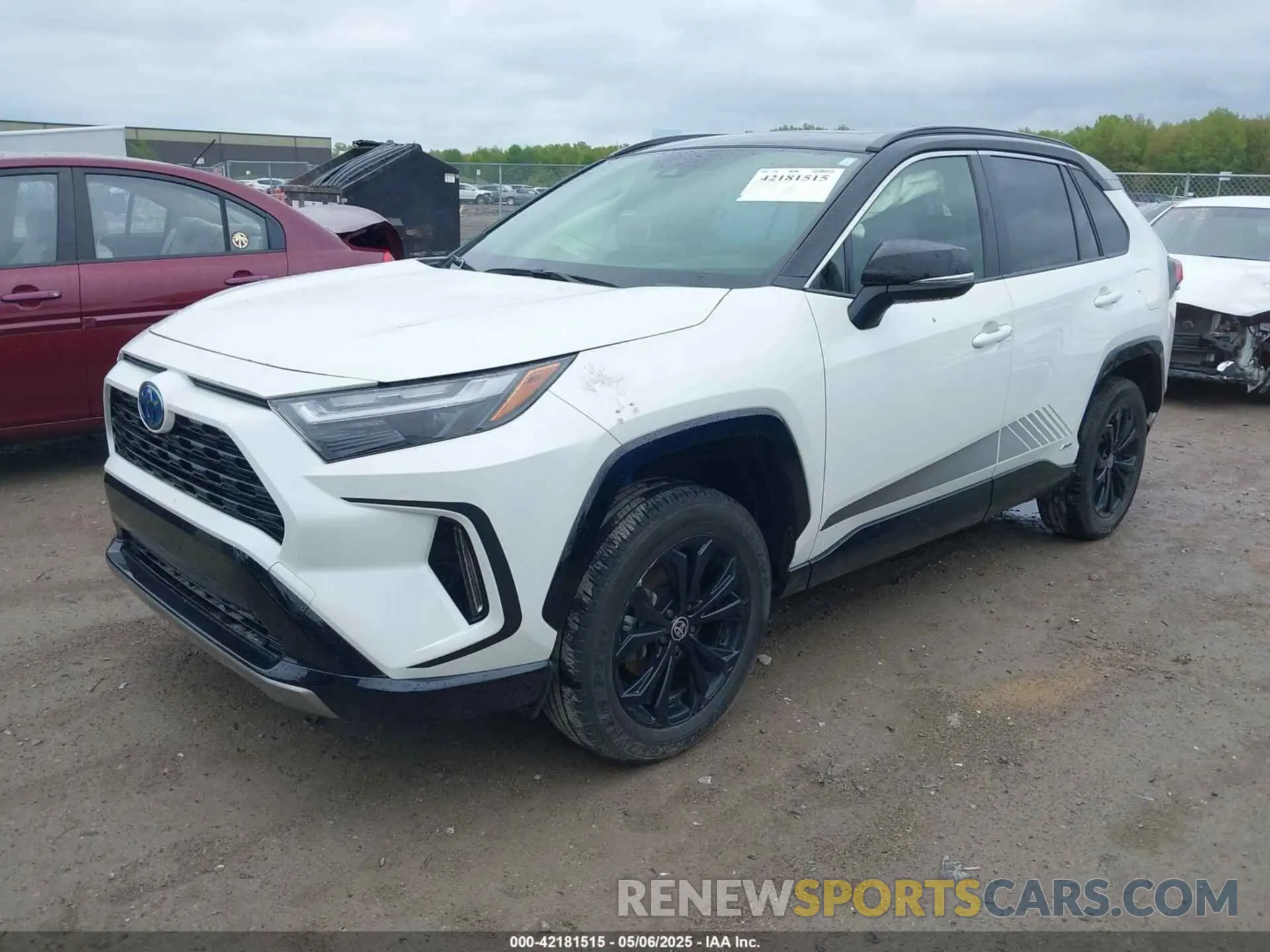 2 Photograph of a damaged car JTME6RFV8ND535461 TOYOTA RAV4 HYBRID 2022