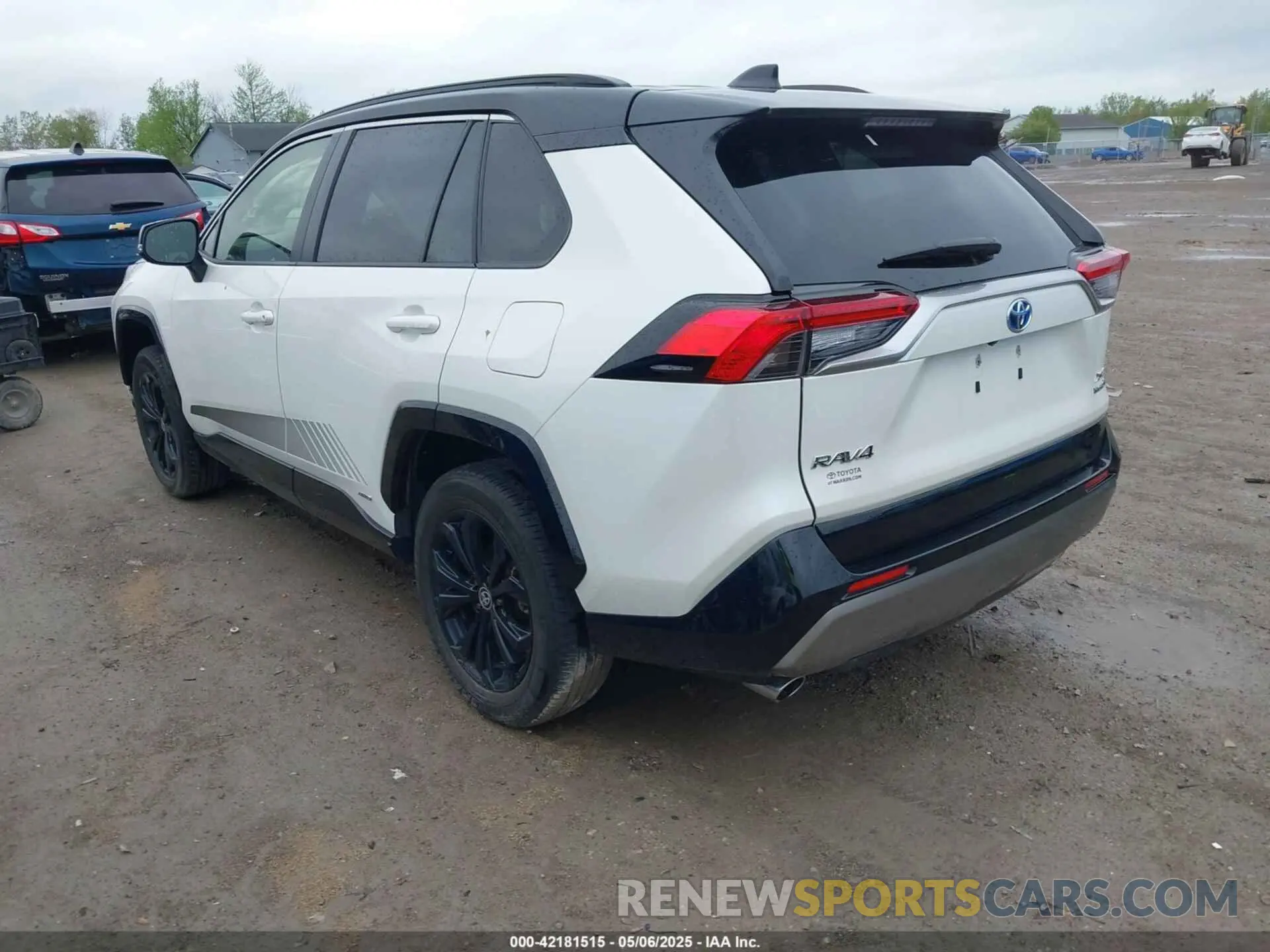 3 Photograph of a damaged car JTME6RFV8ND535461 TOYOTA RAV4 HYBRID 2022