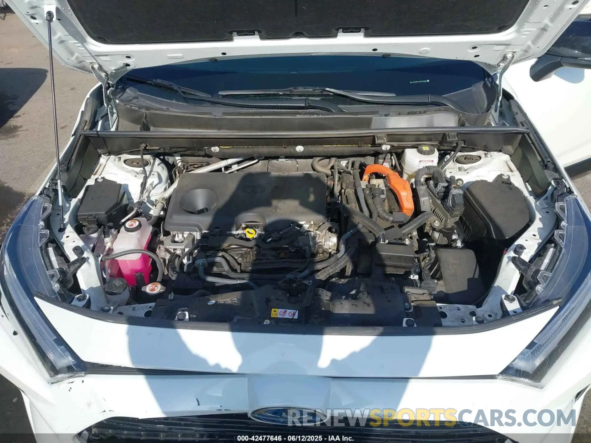 10 Photograph of a damaged car JTME6RFV9ND534822 TOYOTA RAV4 HYBRID 2022