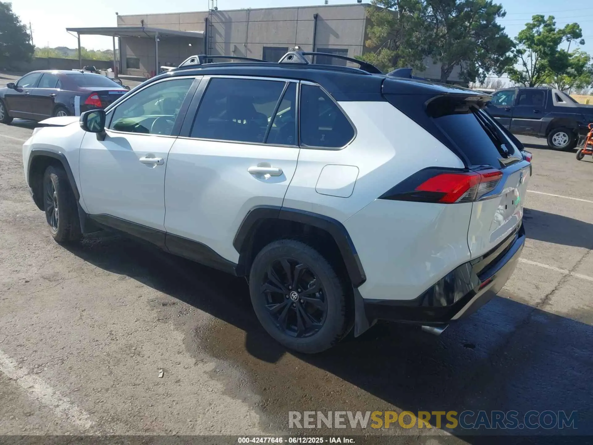 3 Photograph of a damaged car JTME6RFV9ND534822 TOYOTA RAV4 HYBRID 2022