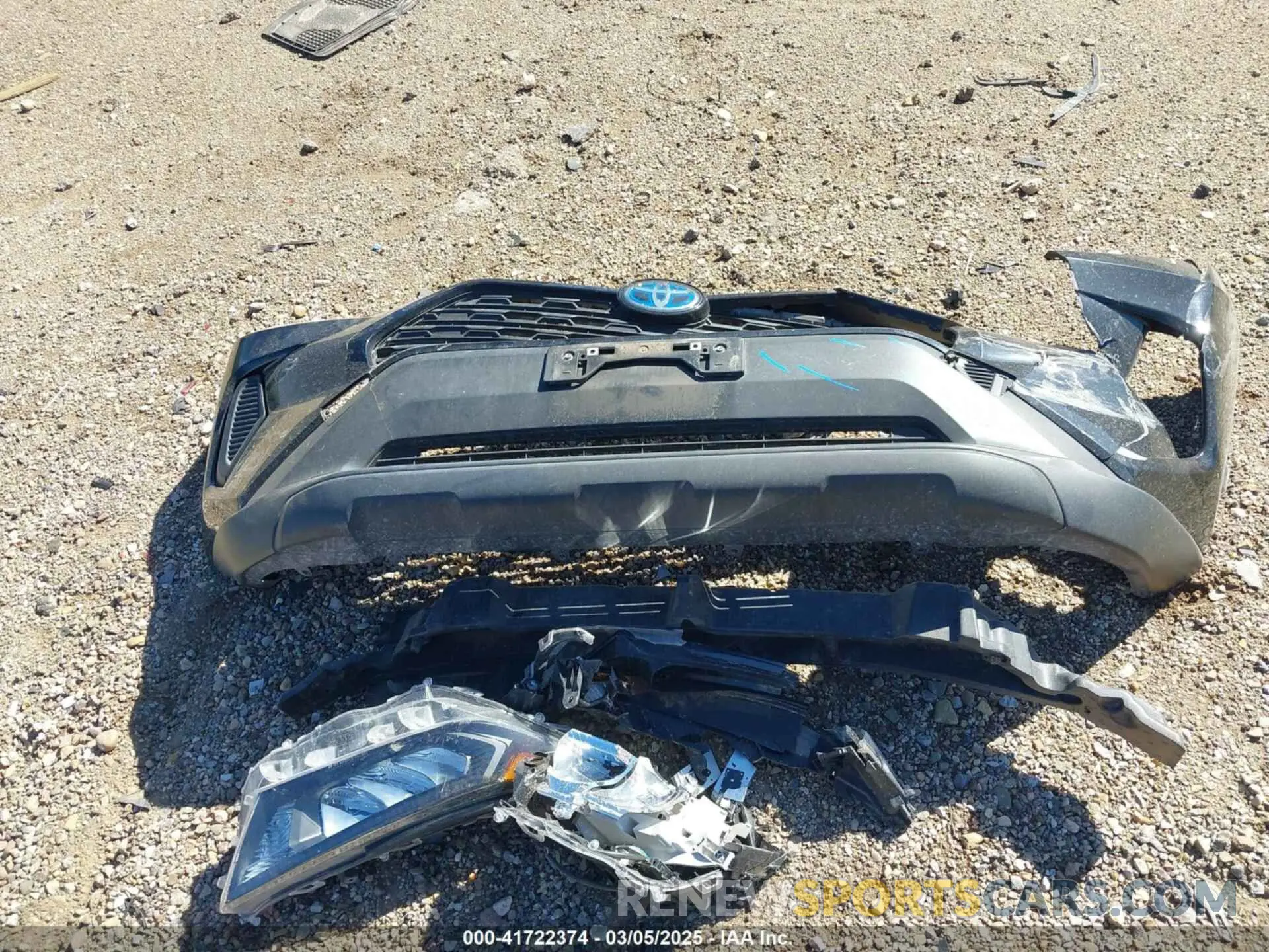 12 Photograph of a damaged car JTMLWRFV5ND144243 TOYOTA RAV4 HYBRID 2022