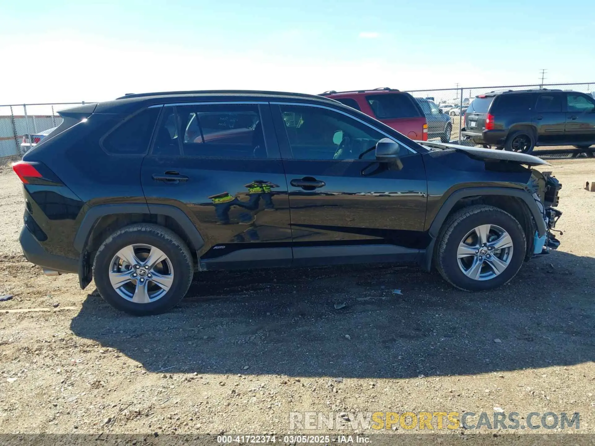 14 Photograph of a damaged car JTMLWRFV5ND144243 TOYOTA RAV4 HYBRID 2022