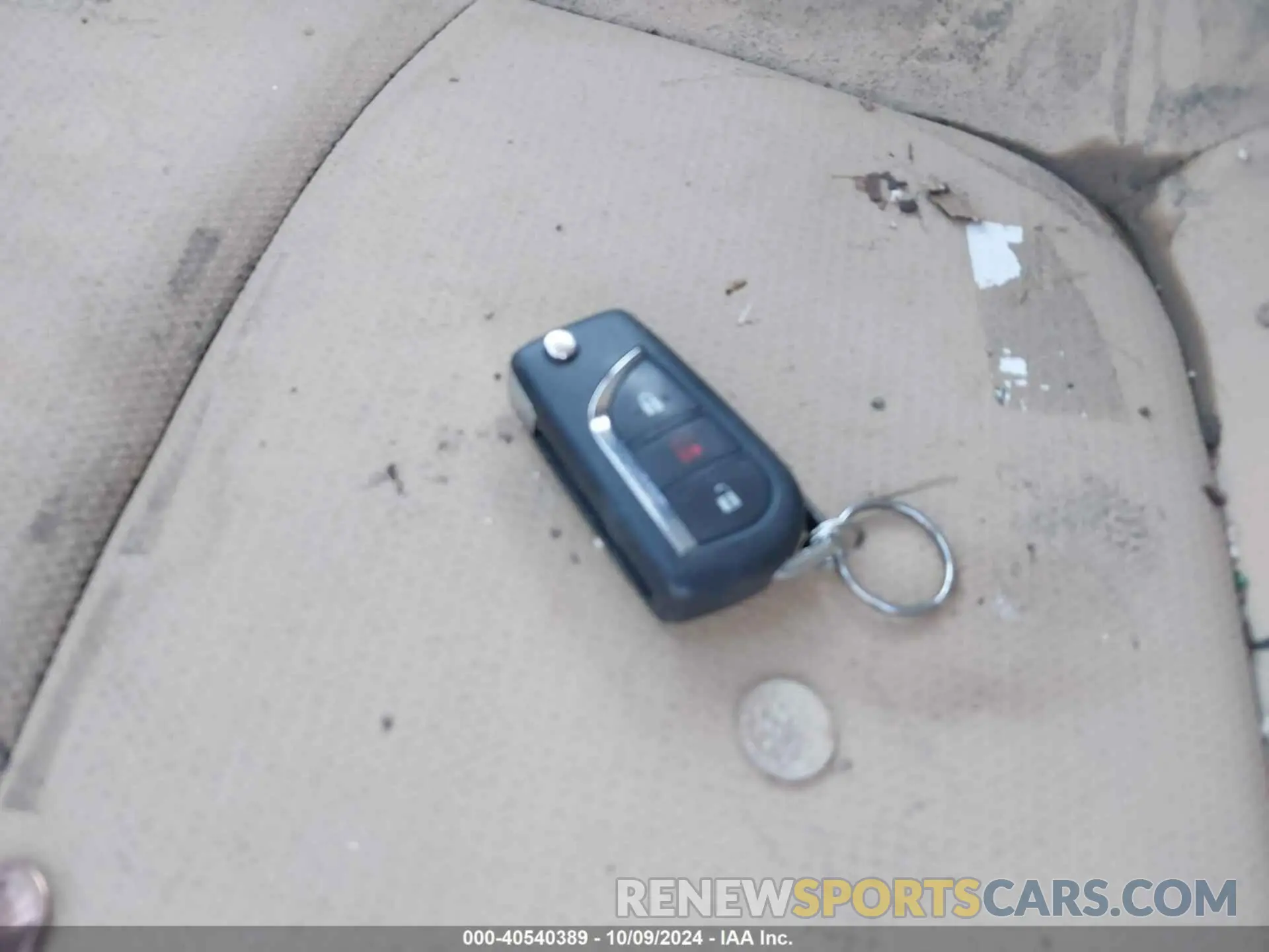 11 Photograph of a damaged car JTMLWRFV6ND148950 TOYOTA RAV4 HYBRID 2022