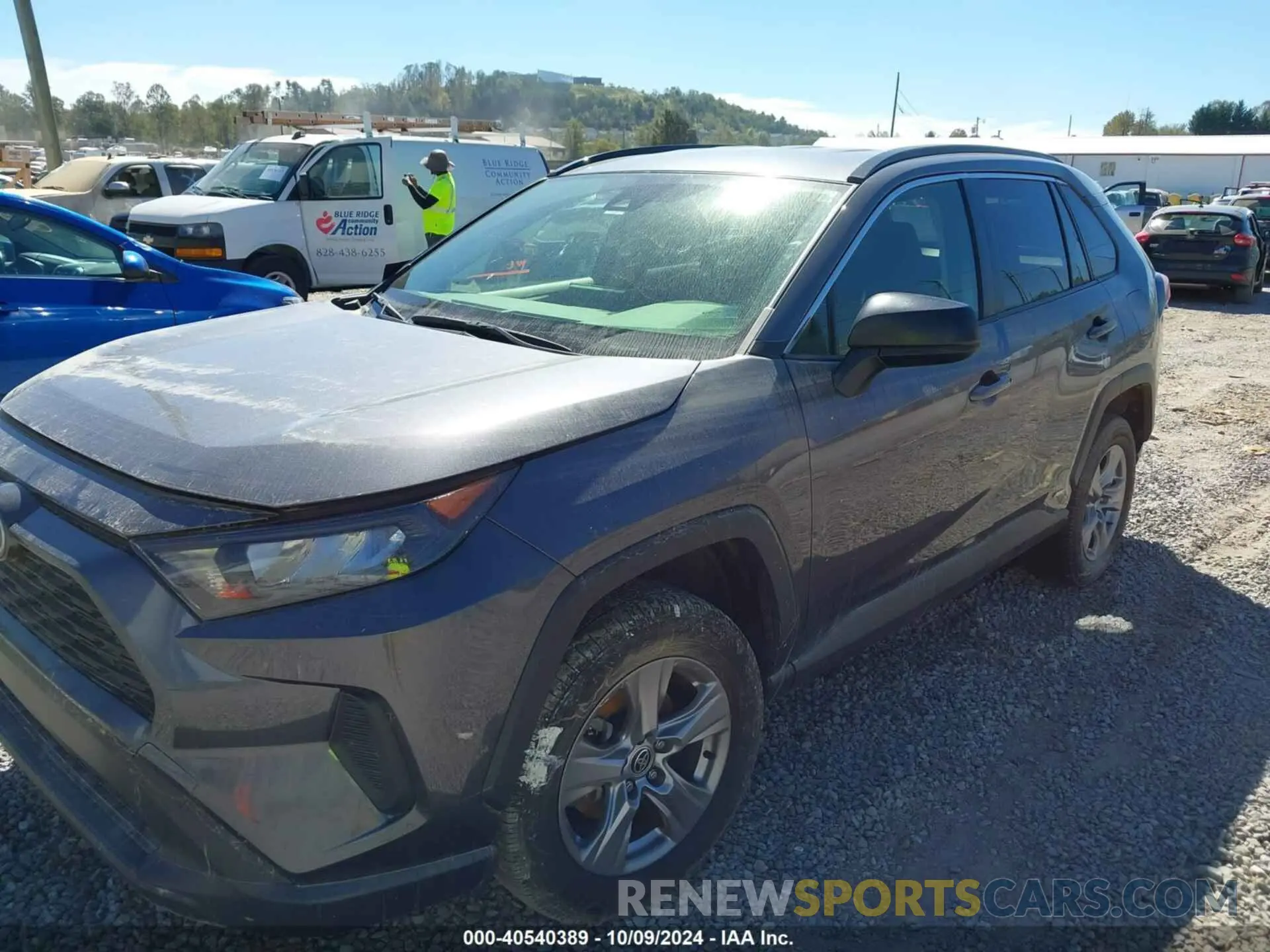 2 Photograph of a damaged car JTMLWRFV6ND148950 TOYOTA RAV4 HYBRID 2022