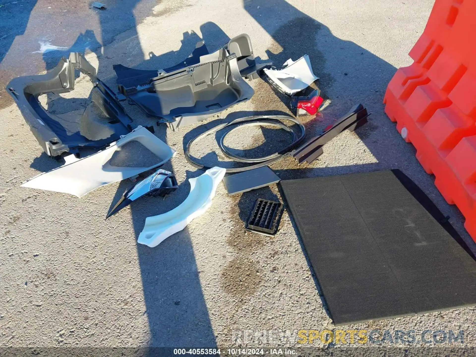 12 Photograph of a damaged car JTMLWRFV8ND147718 TOYOTA RAV4 HYBRID 2022