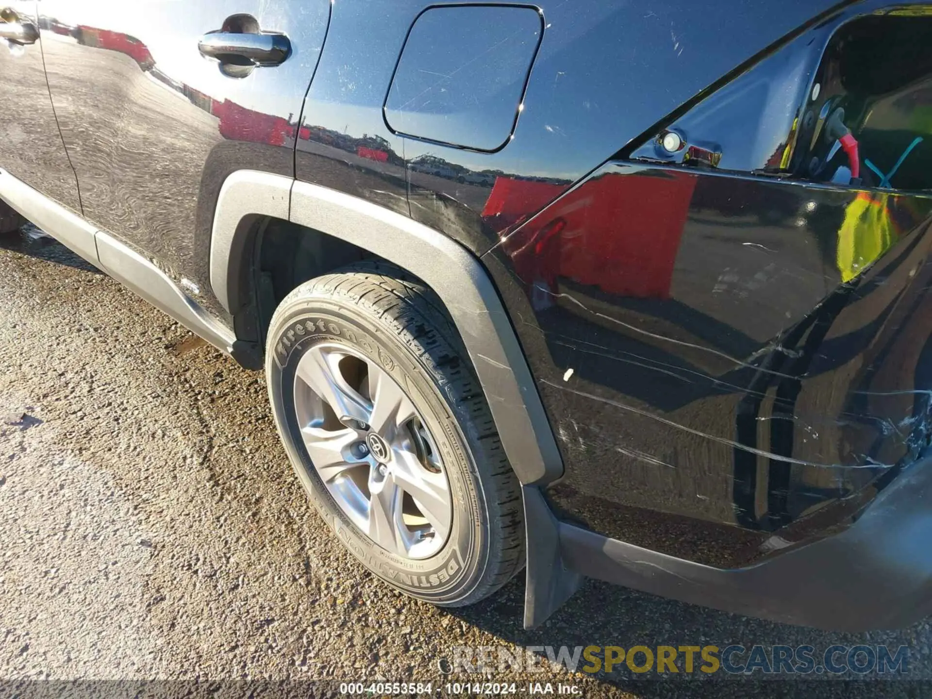 18 Photograph of a damaged car JTMLWRFV8ND147718 TOYOTA RAV4 HYBRID 2022
