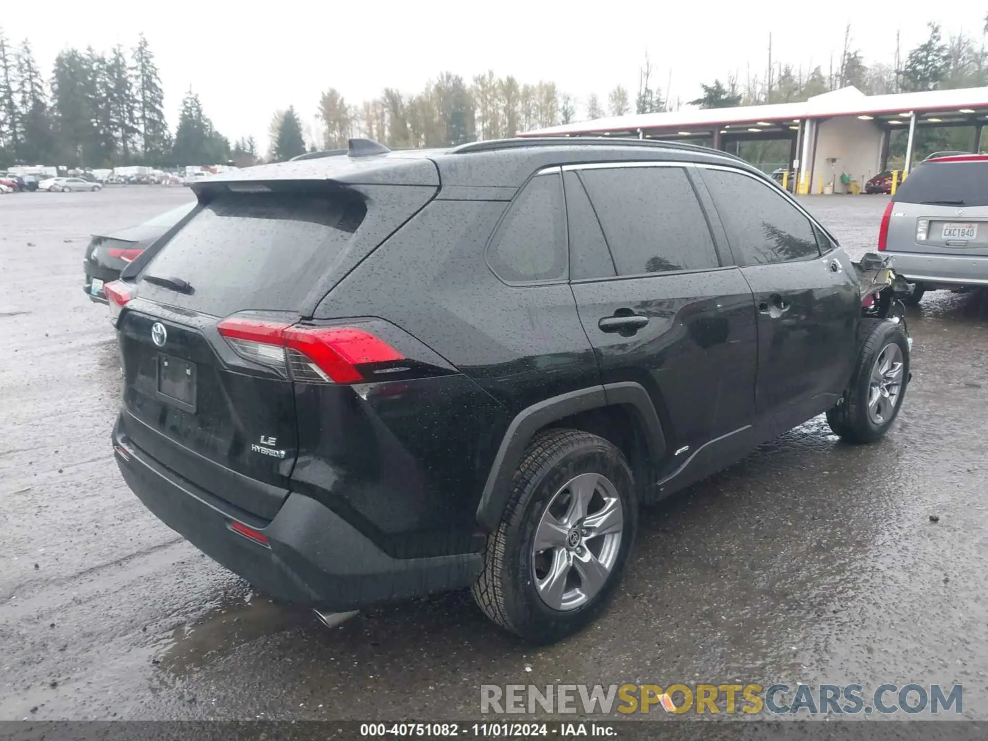 4 Photograph of a damaged car JTMLWRFVXND567321 TOYOTA RAV4 HYBRID 2022