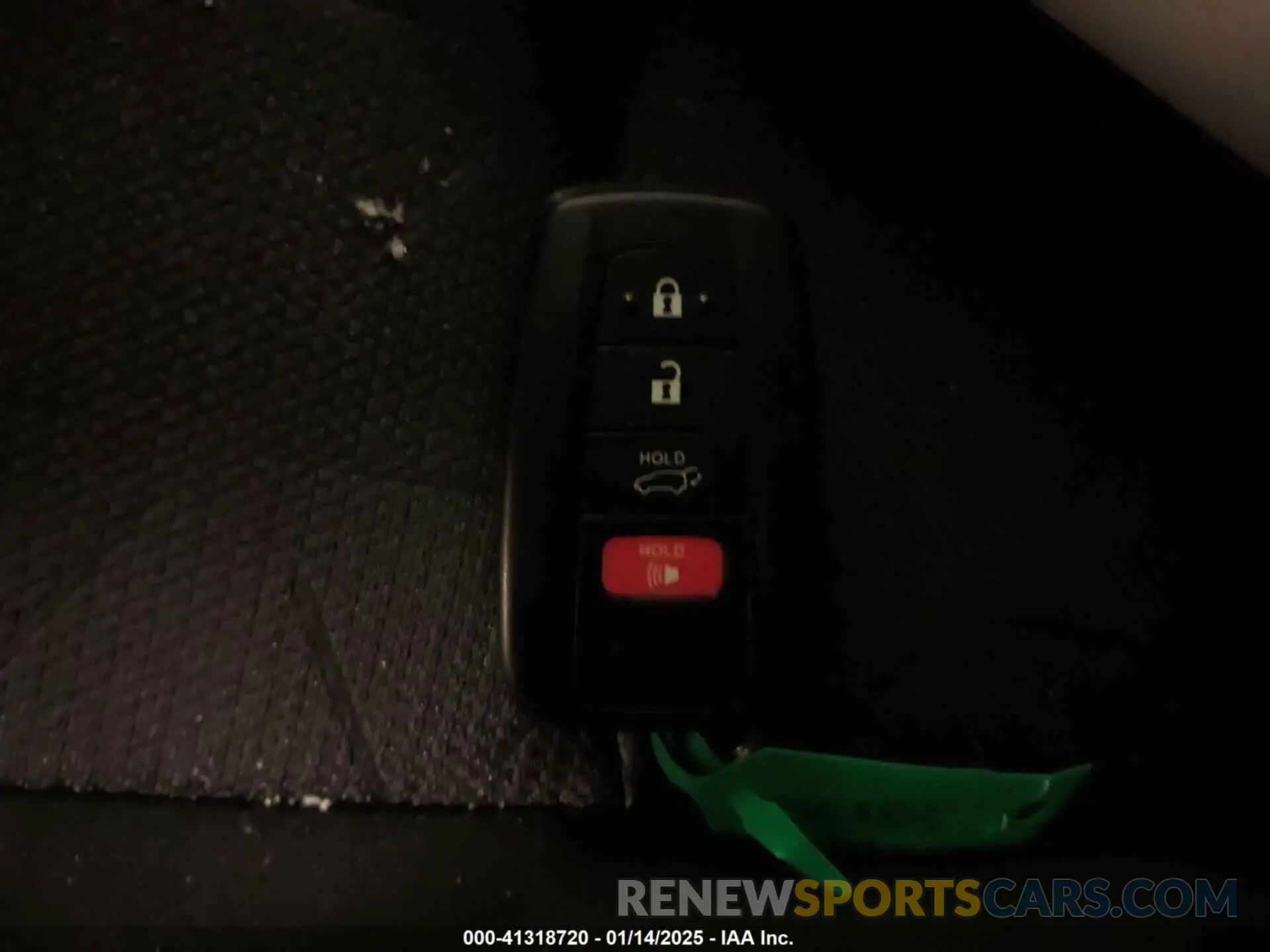 11 Photograph of a damaged car JTMRWRFV2ND564732 TOYOTA RAV4 HYBRID 2022