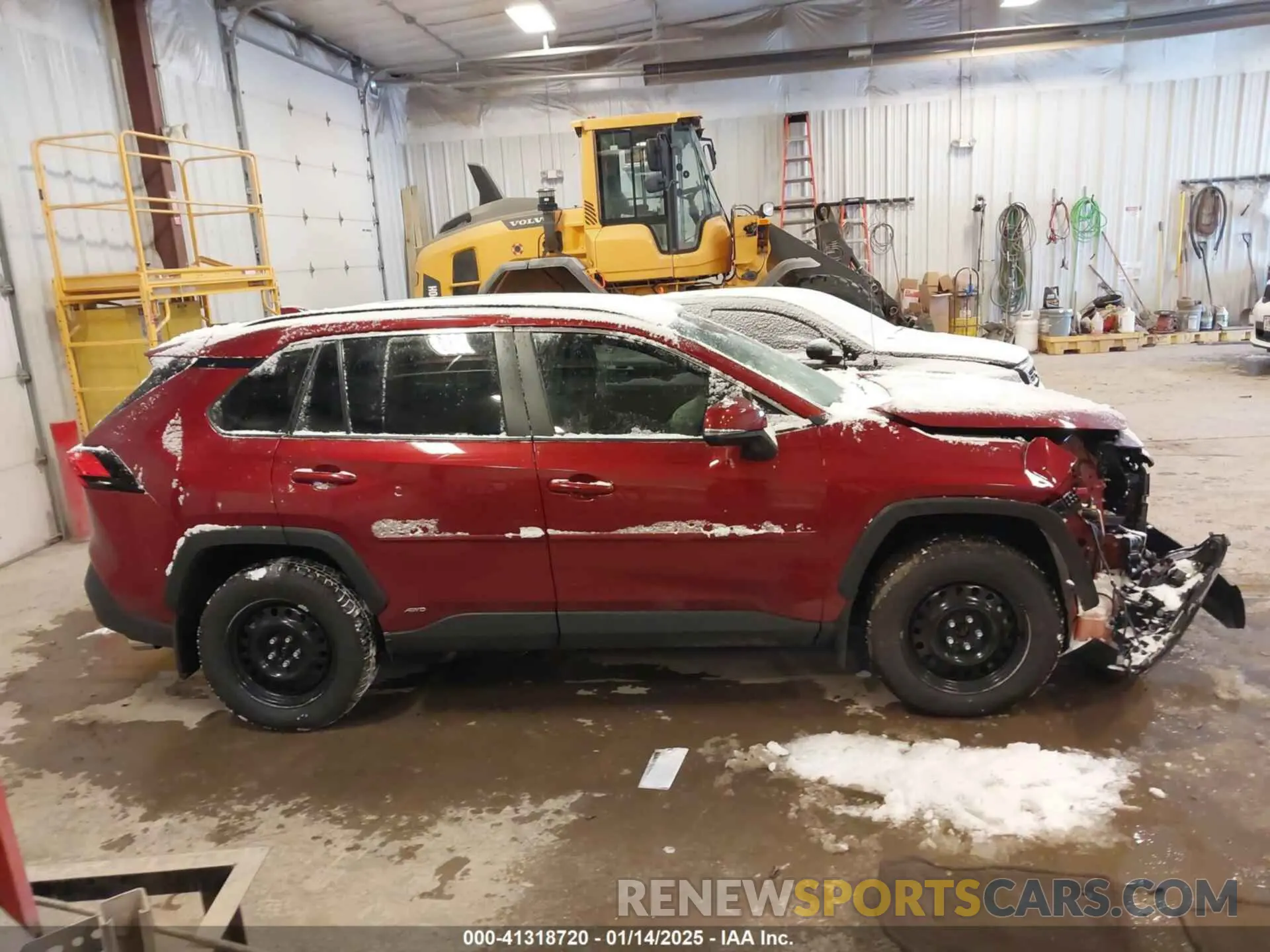 13 Photograph of a damaged car JTMRWRFV2ND564732 TOYOTA RAV4 HYBRID 2022