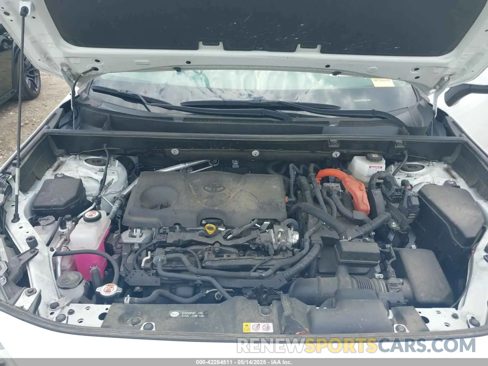 10 Photograph of a damaged car JTMRWRFV4ND566482 TOYOTA RAV4 HYBRID 2022