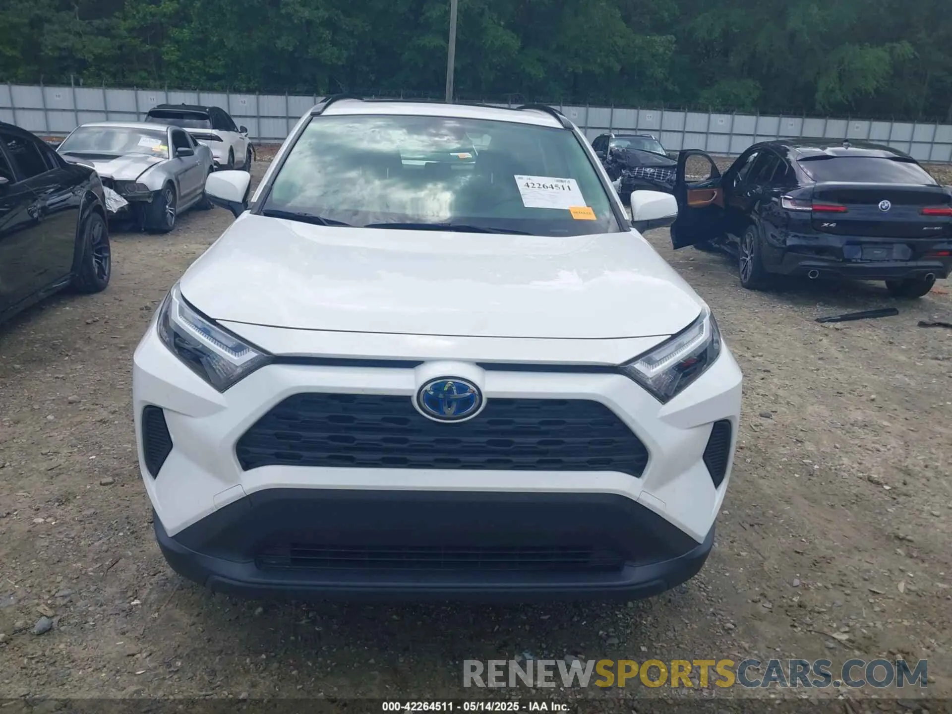12 Photograph of a damaged car JTMRWRFV4ND566482 TOYOTA RAV4 HYBRID 2022