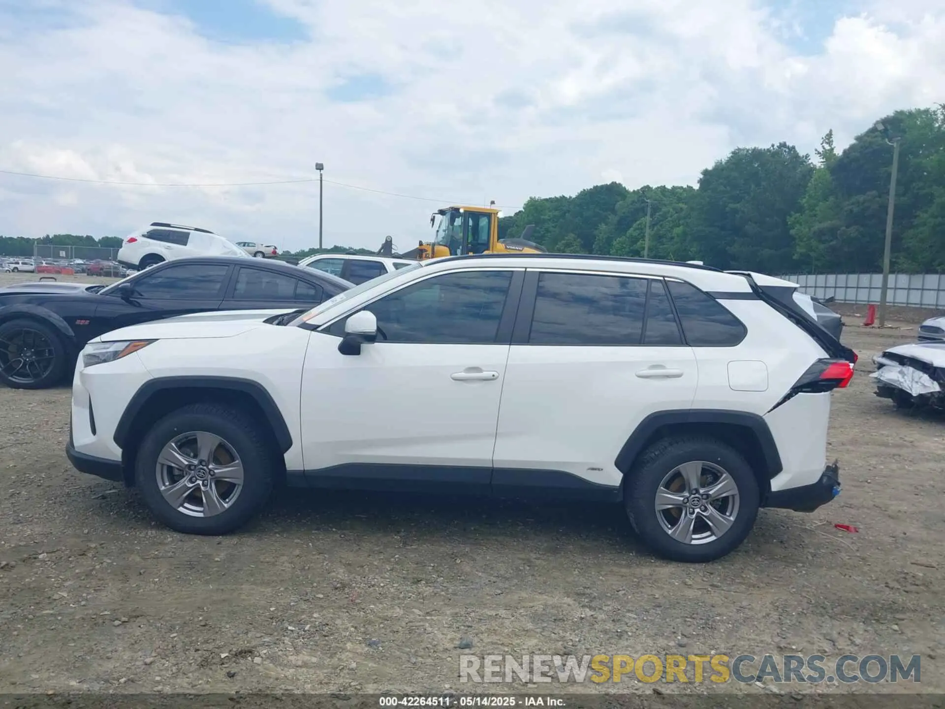 14 Photograph of a damaged car JTMRWRFV4ND566482 TOYOTA RAV4 HYBRID 2022
