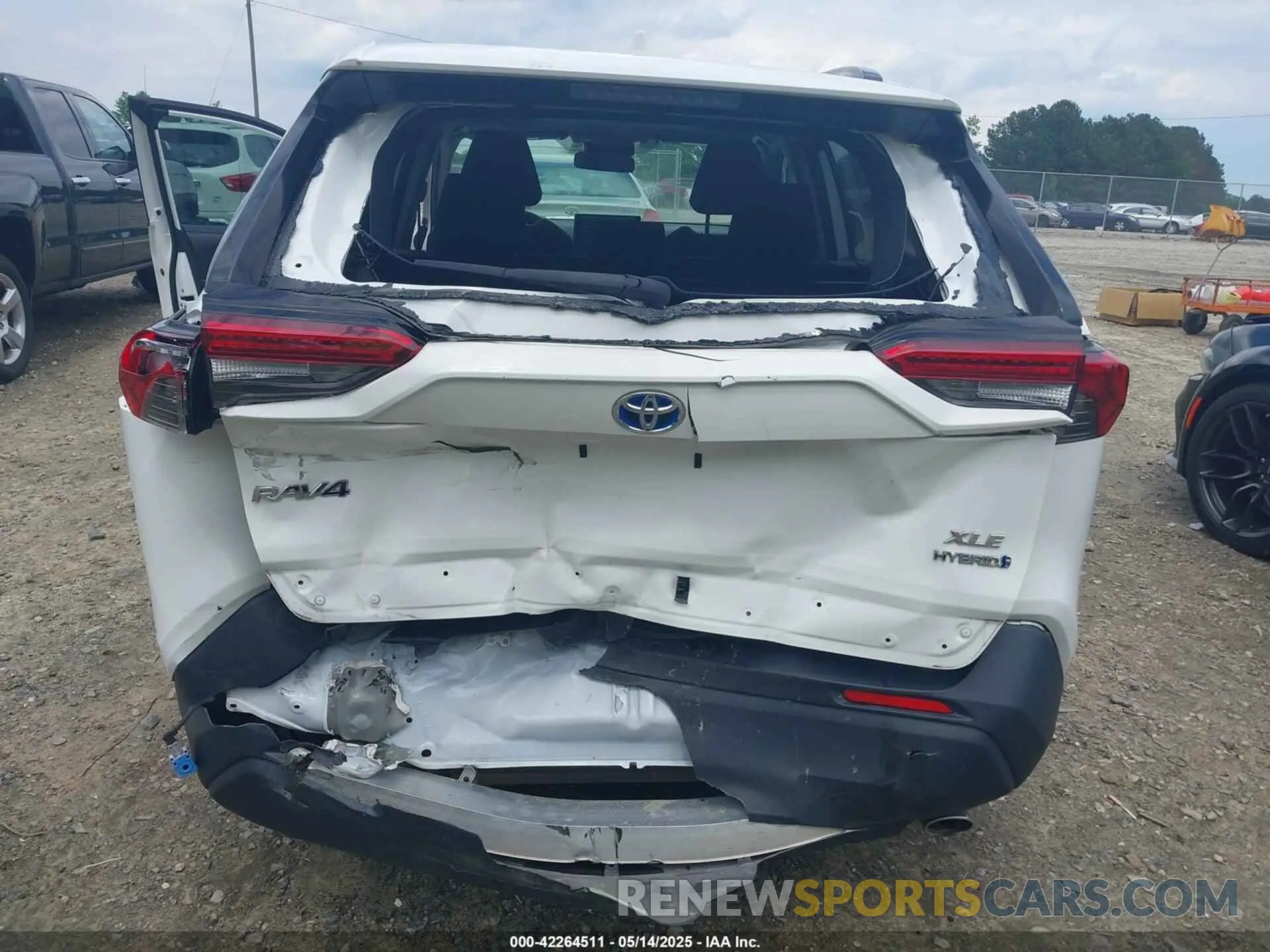 6 Photograph of a damaged car JTMRWRFV4ND566482 TOYOTA RAV4 HYBRID 2022