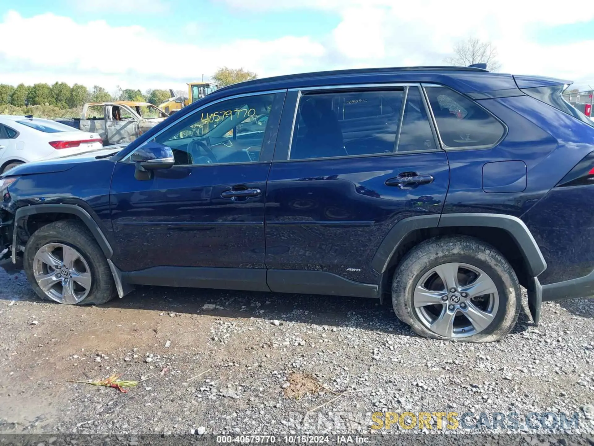 15 Photograph of a damaged car JTMRWRFV4ND568605 TOYOTA RAV4 HYBRID 2022