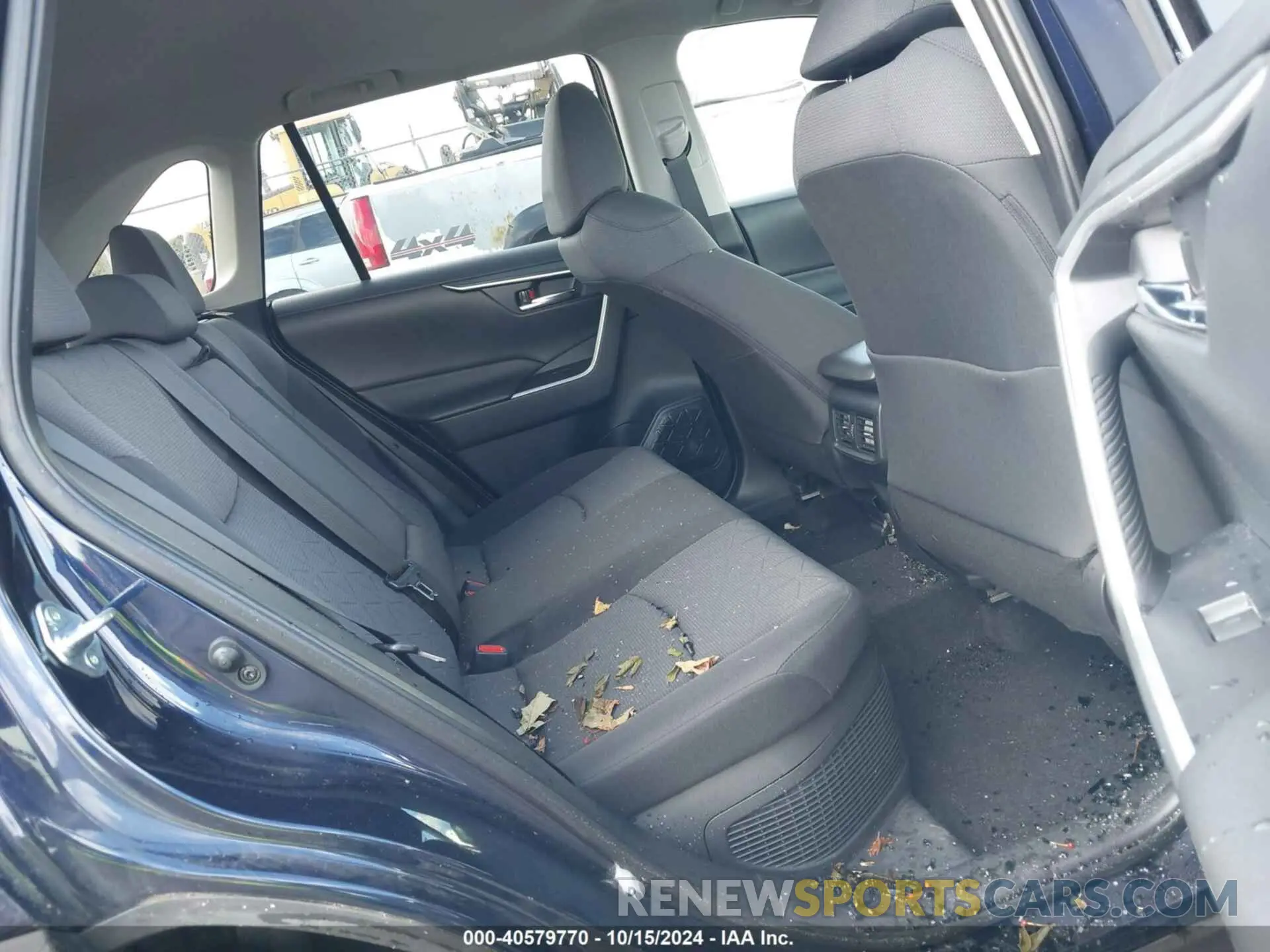 8 Photograph of a damaged car JTMRWRFV4ND568605 TOYOTA RAV4 HYBRID 2022