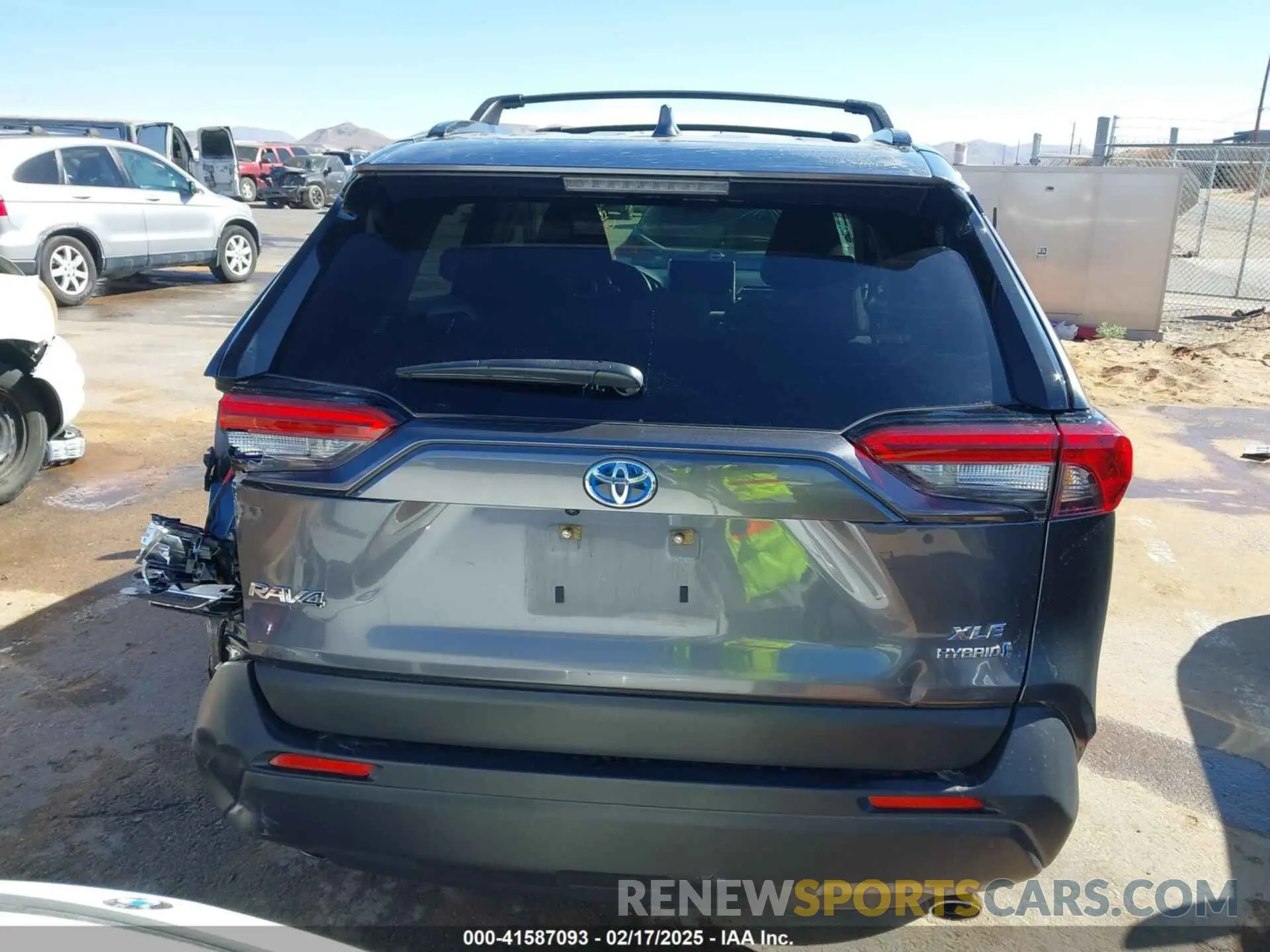 16 Photograph of a damaged car JTMRWRFV6ND165774 TOYOTA RAV4 HYBRID 2022