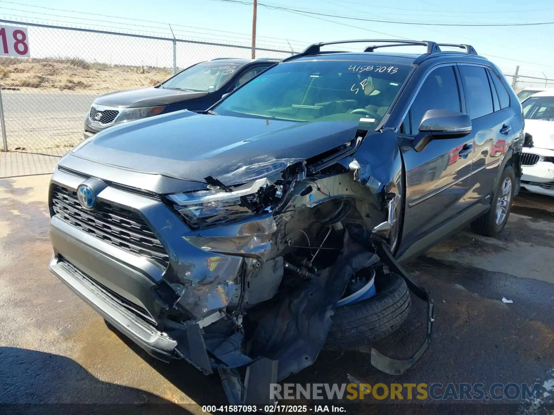 6 Photograph of a damaged car JTMRWRFV6ND165774 TOYOTA RAV4 HYBRID 2022