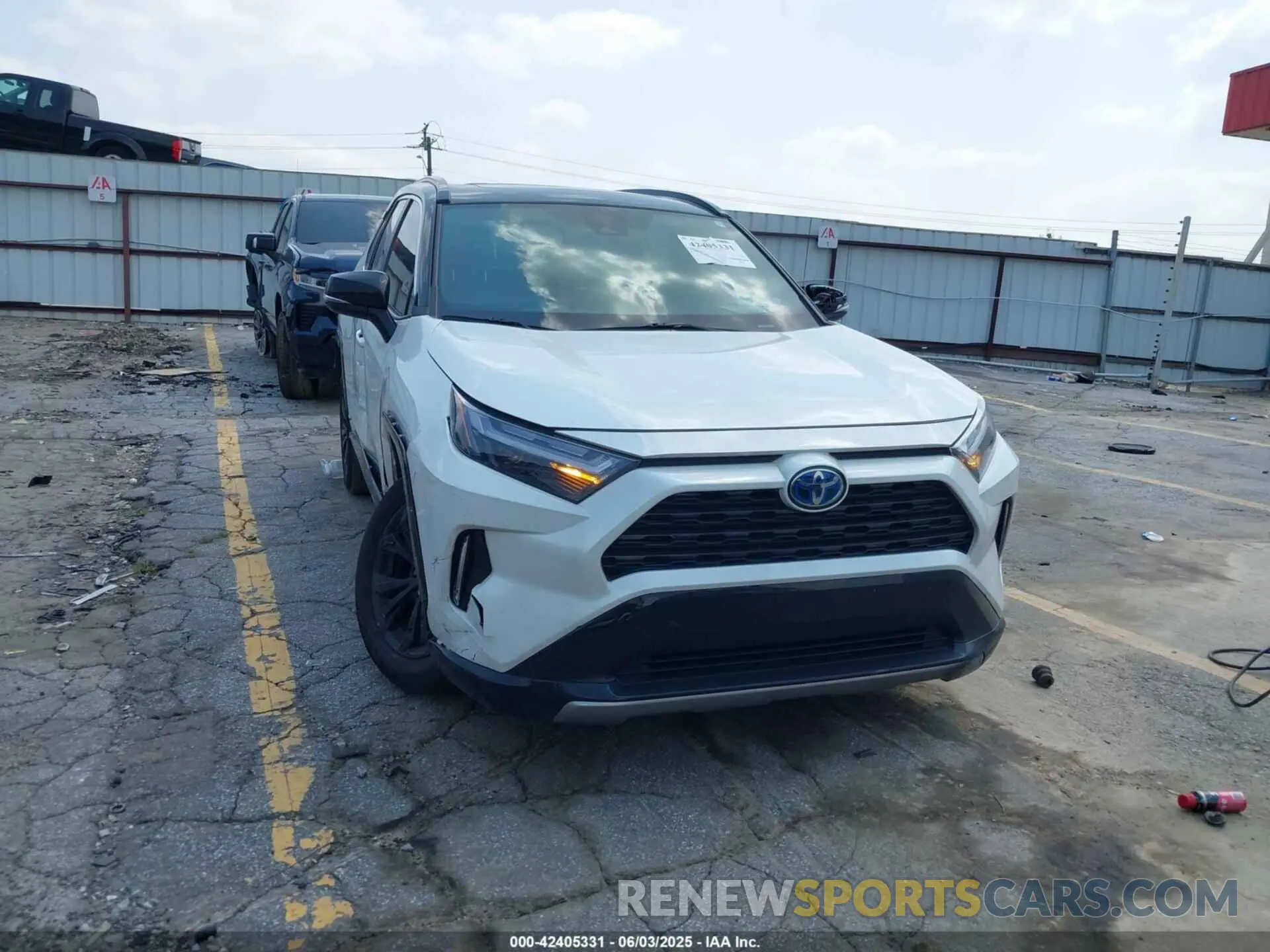 1 Photograph of a damaged car 2T3E6RFV5PW041418 TOYOTA RAV4 HYBRID 2023
