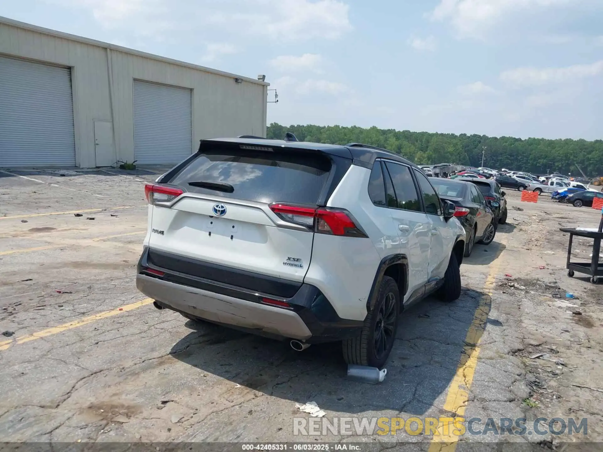 4 Photograph of a damaged car 2T3E6RFV5PW041418 TOYOTA RAV4 HYBRID 2023