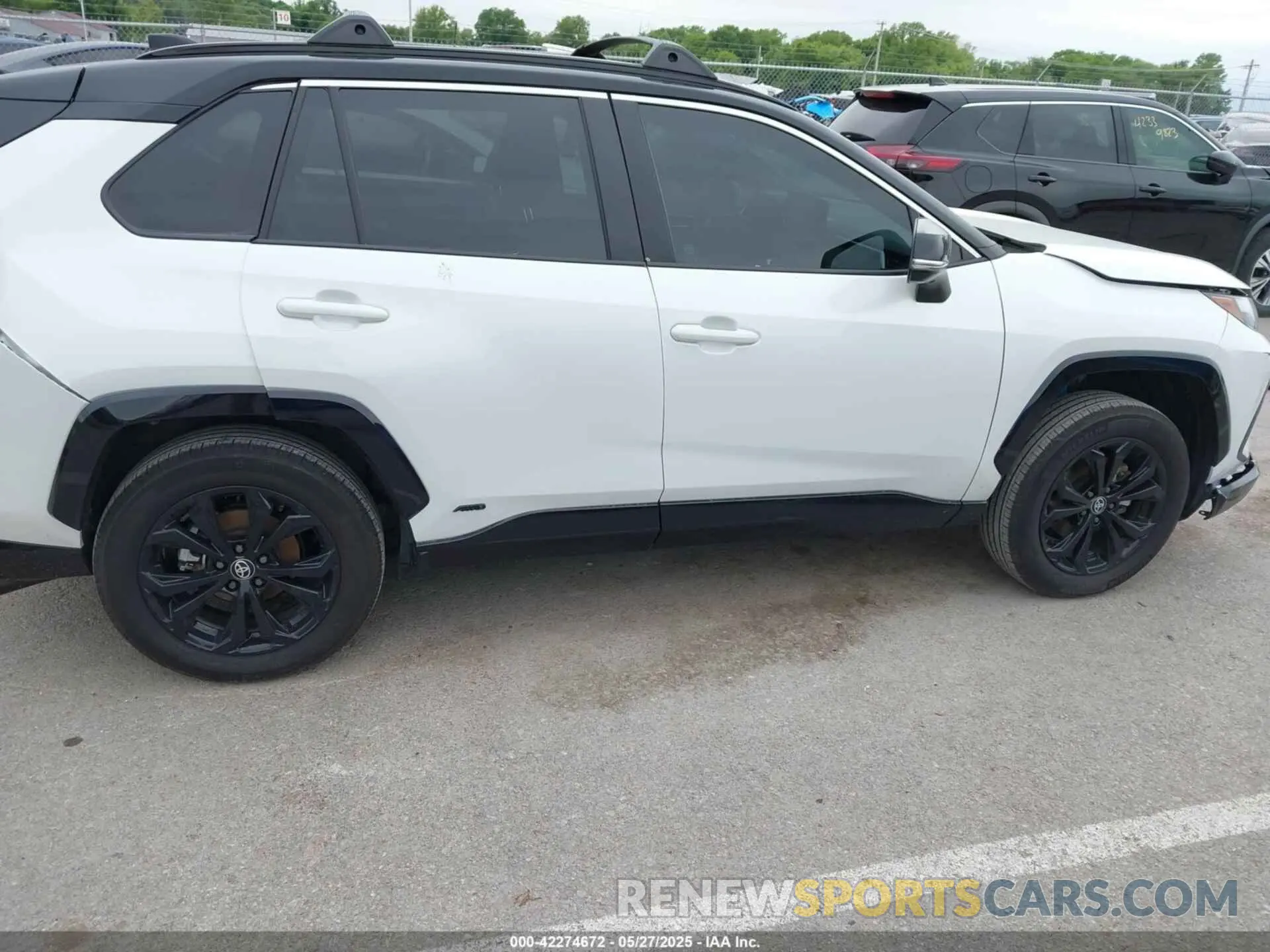 19 Photograph of a damaged car 2T3E6RFV5PW043301 TOYOTA RAV4 HYBRID 2023
