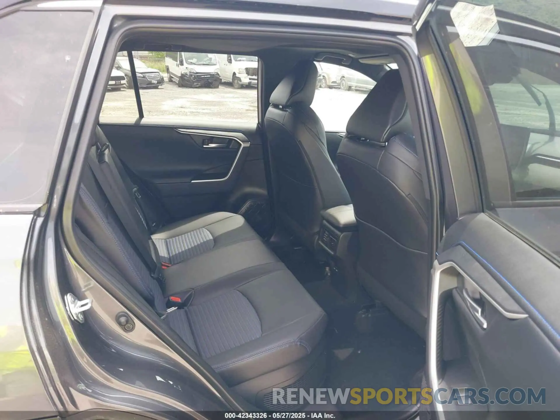 8 Photograph of a damaged car 2T3E6RFV5PW046148 TOYOTA RAV4 HYBRID 2023