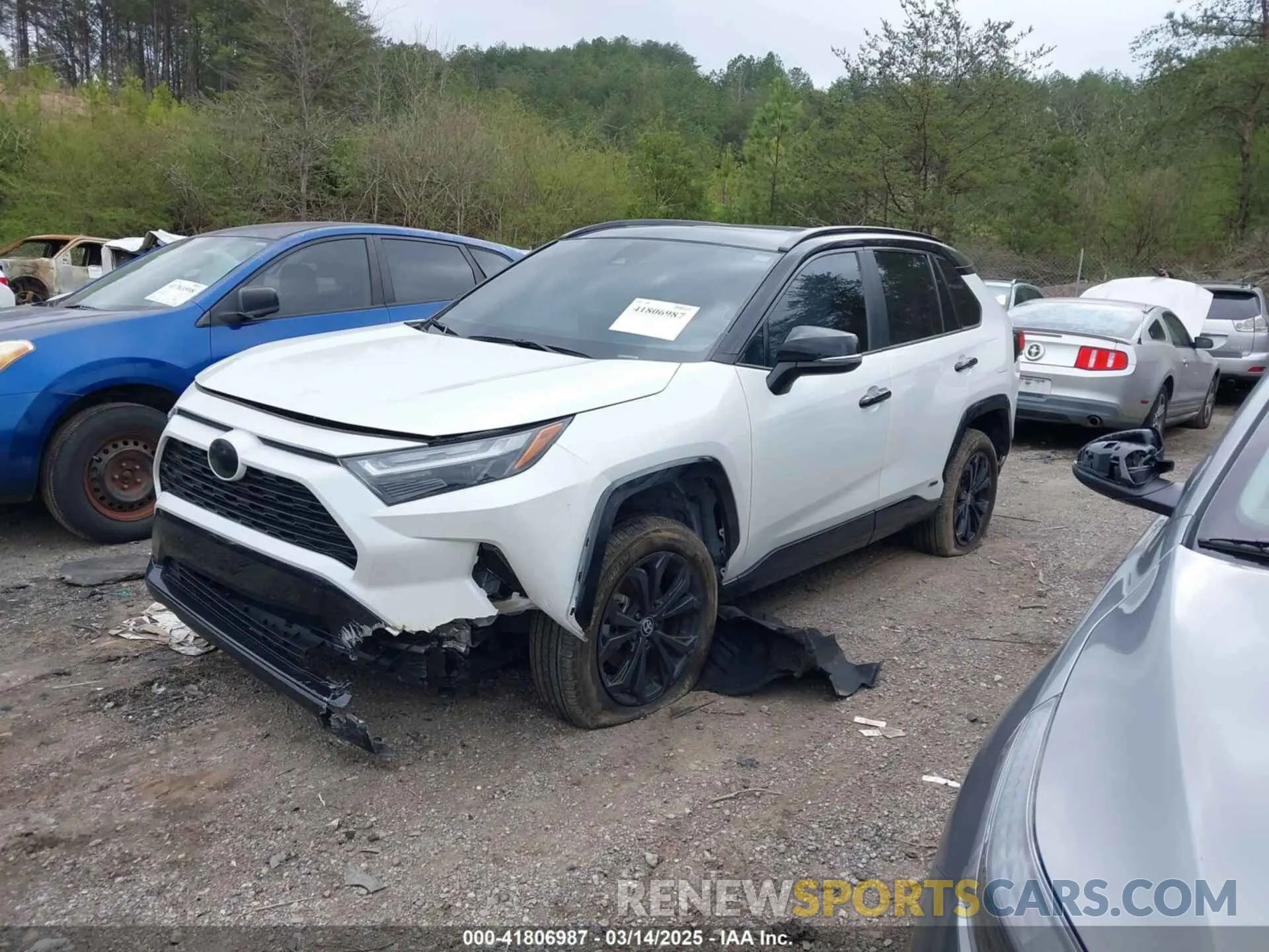 2 Photograph of a damaged car 2T3E6RFV7PW041310 TOYOTA RAV4 HYBRID 2023