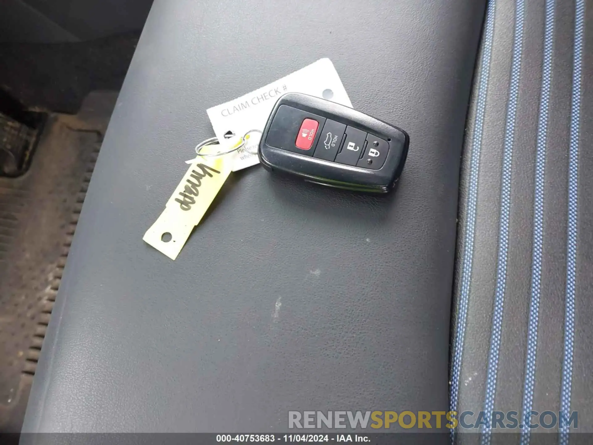11 Photograph of a damaged car 2T3E6RFV8PW046208 TOYOTA RAV4 HYBRID 2023
