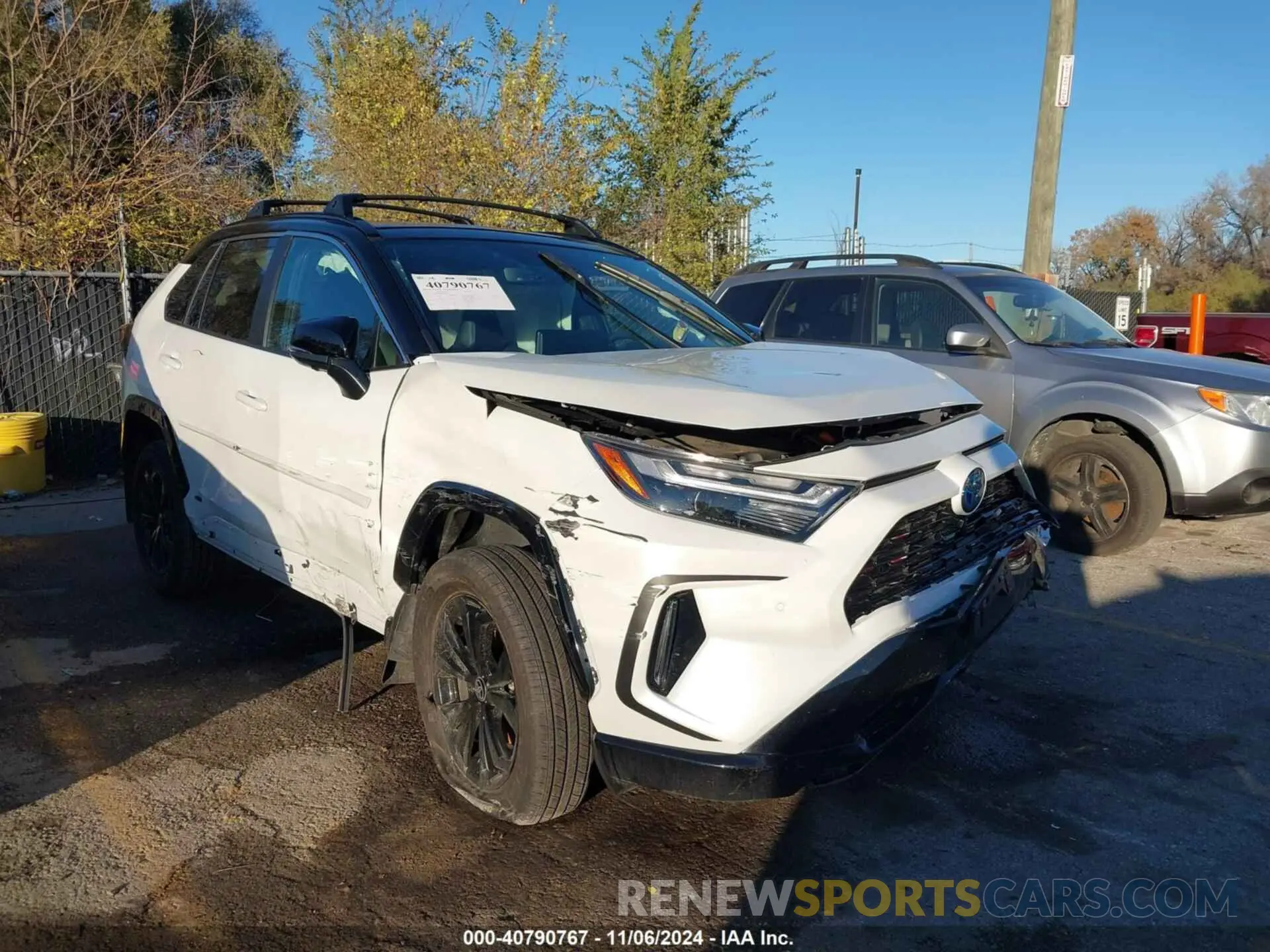 1 Photograph of a damaged car 2T3E6RFV9PW039946 TOYOTA RAV4 HYBRID 2023