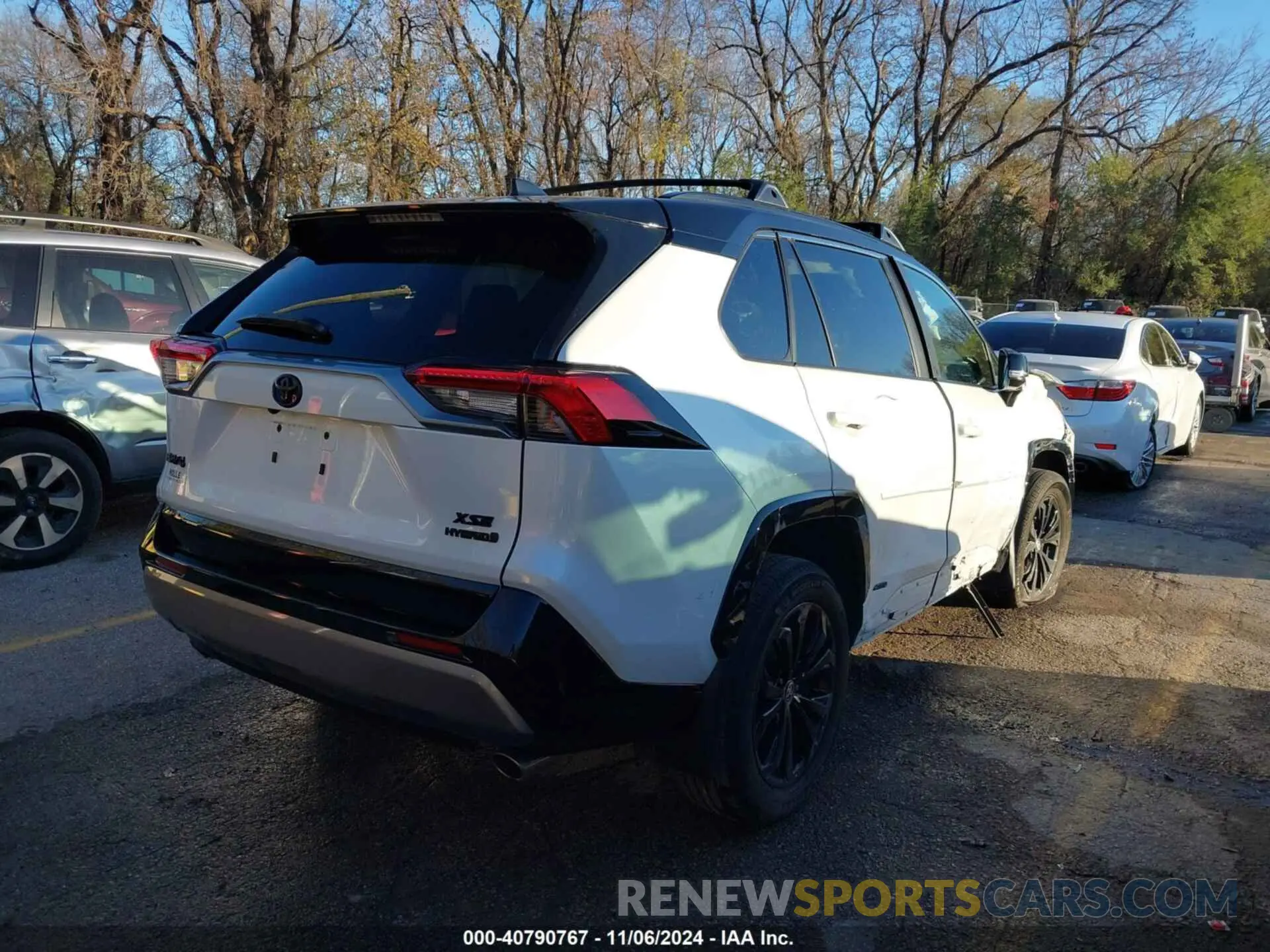 4 Photograph of a damaged car 2T3E6RFV9PW039946 TOYOTA RAV4 HYBRID 2023