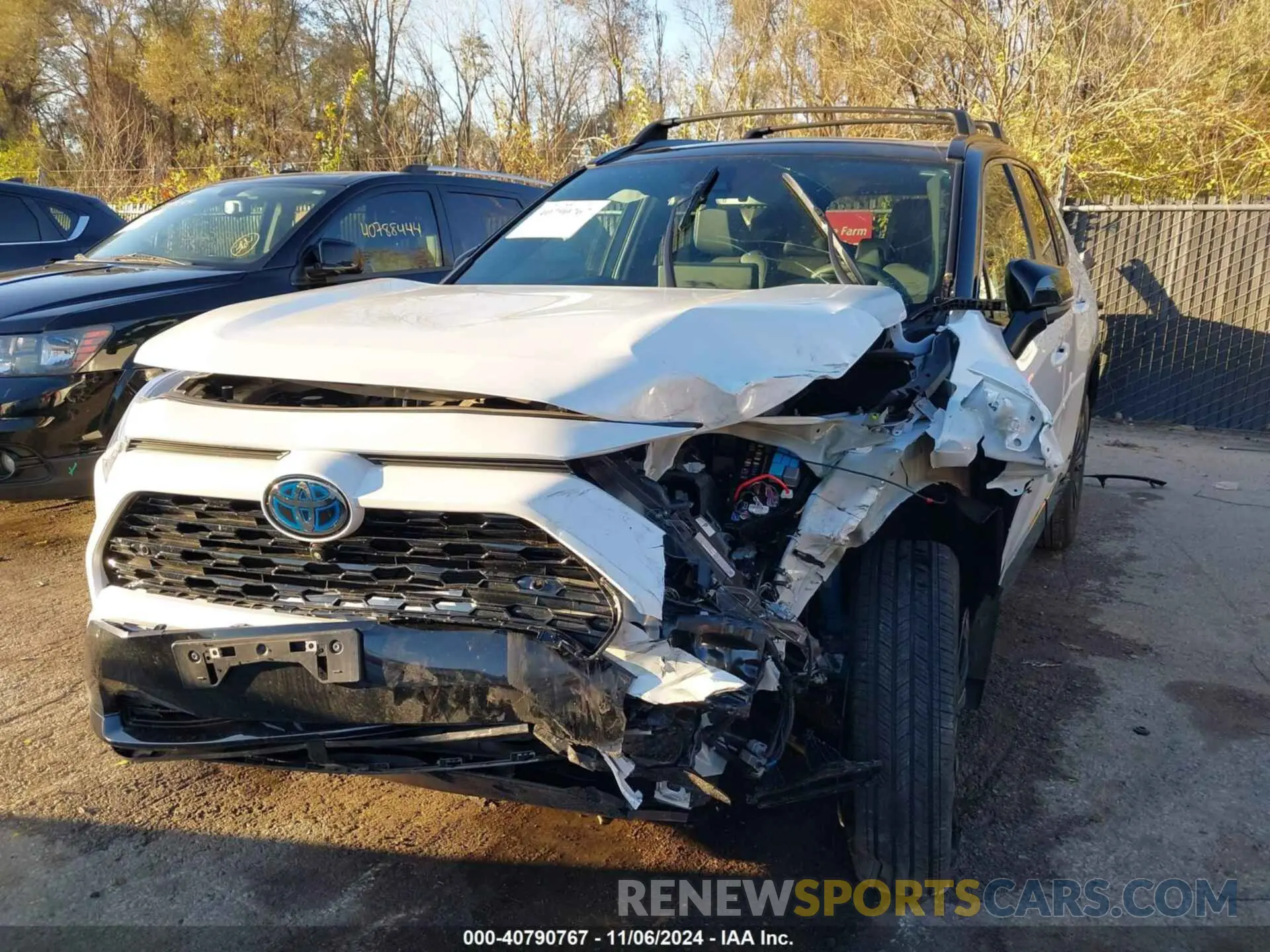 6 Photograph of a damaged car 2T3E6RFV9PW039946 TOYOTA RAV4 HYBRID 2023
