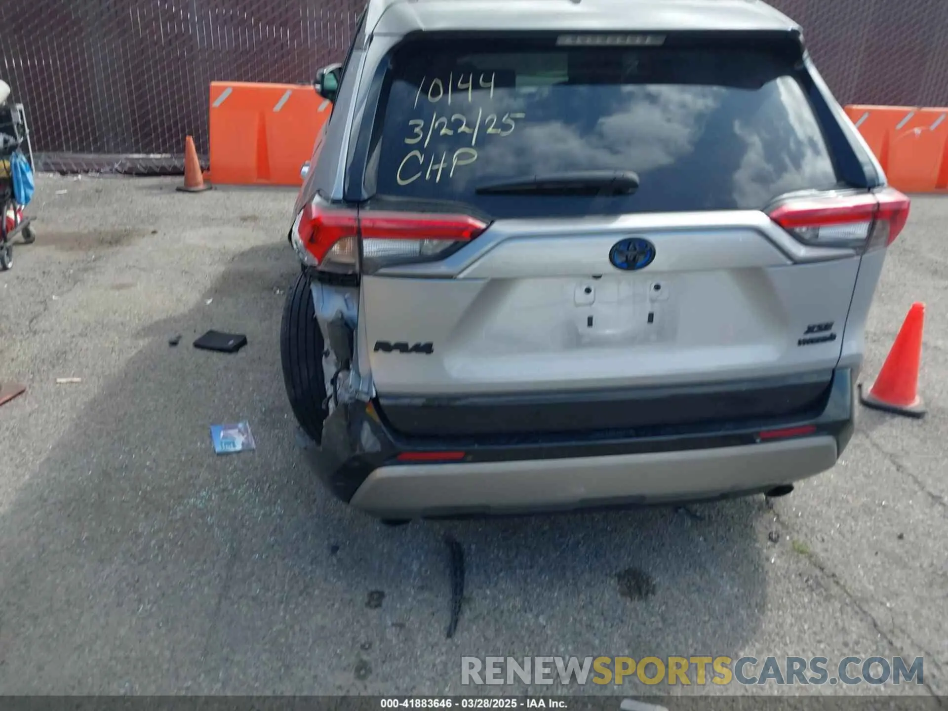 15 Photograph of a damaged car 2T3E6RFVXPW038952 TOYOTA RAV4 HYBRID 2023