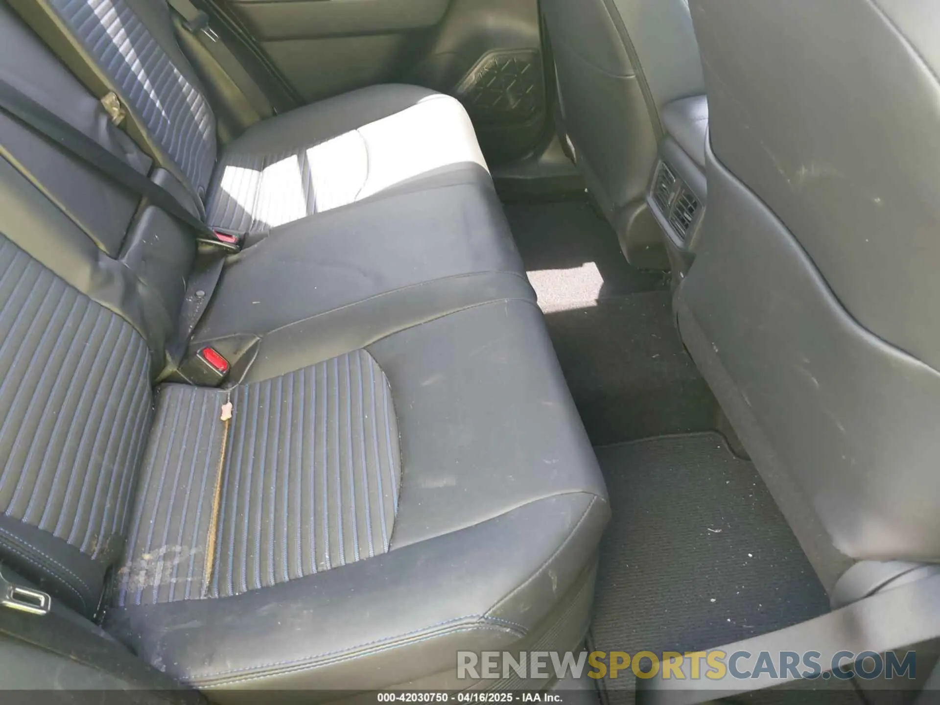 8 Photograph of a damaged car 2T3E6RFVXPW042709 TOYOTA RAV4 HYBRID 2023