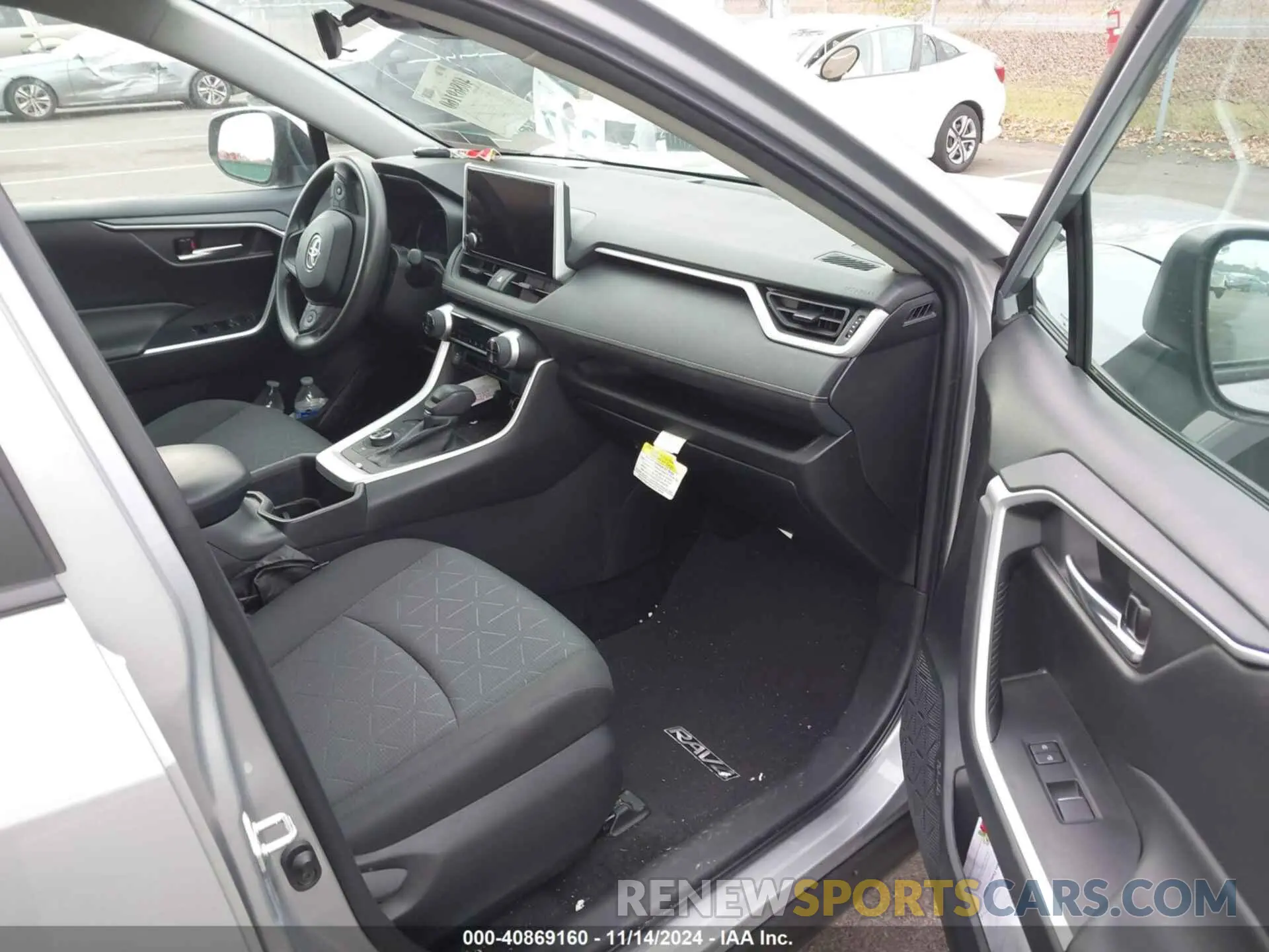 5 Photograph of a damaged car 2T3RWRFV4PW178867 TOYOTA RAV4 HYBRID 2023