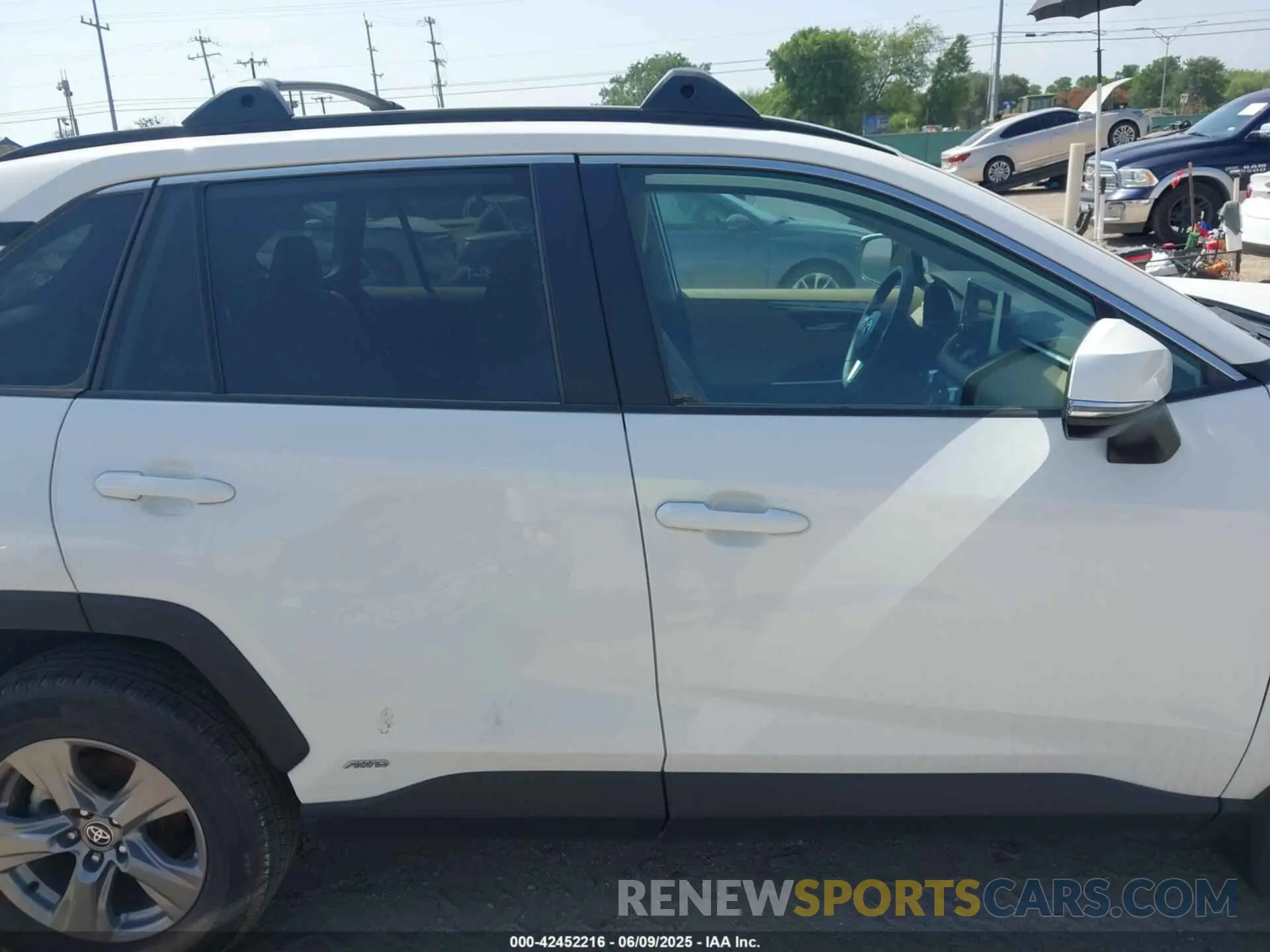 13 Photograph of a damaged car 2T3RWRFV6PW182984 TOYOTA RAV4 HYBRID 2023